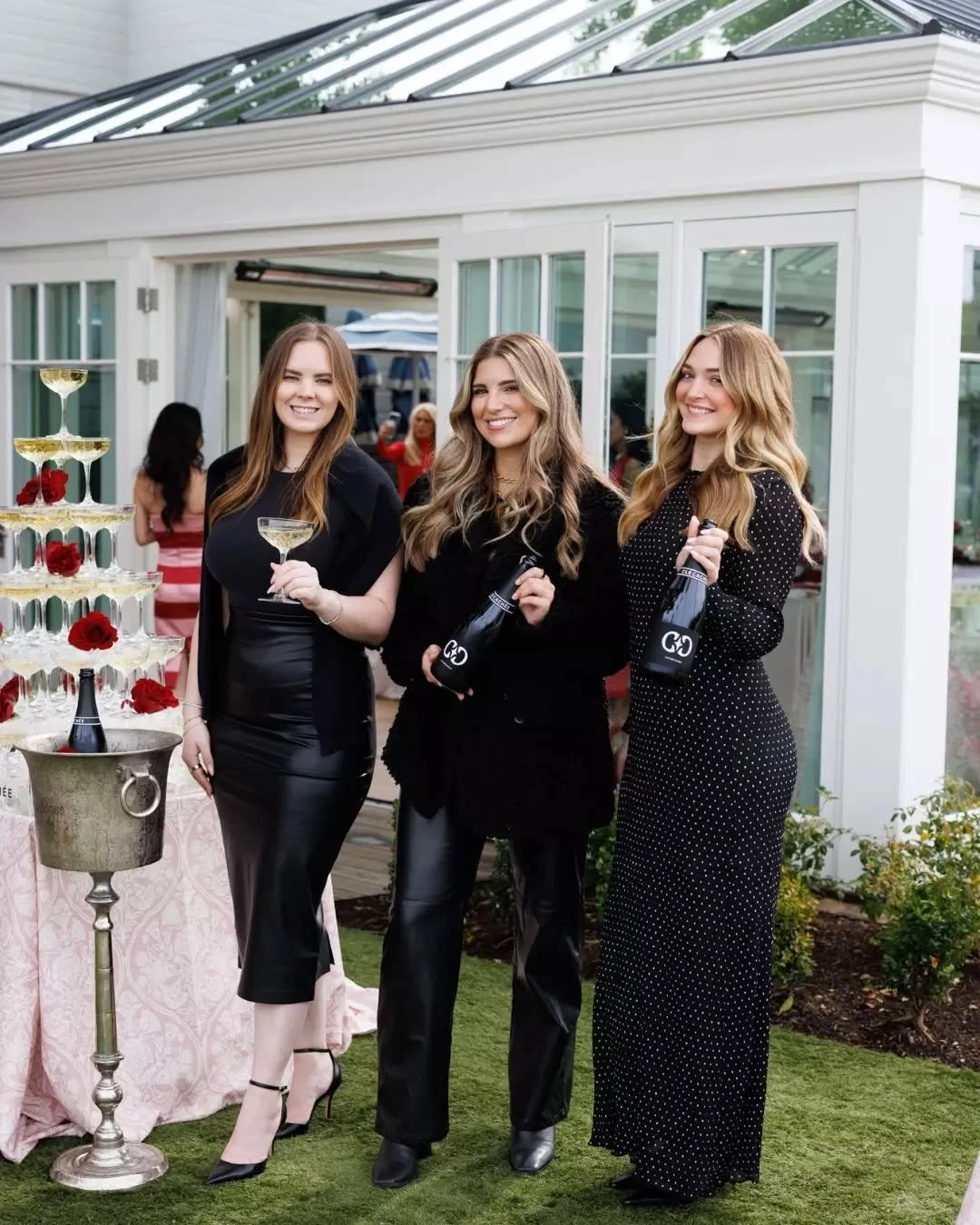 Last week, we spent the day bringing Cl&eacute; Cach&eacute;e to life across Orange County 🥂✨ Starting at Lido House for HRE Beauty&rsquo;s one-year anniversary Galentine&rsquo;s event and ending at @mrhitime for the Cl&eacute; Cach&eacute;e tasting