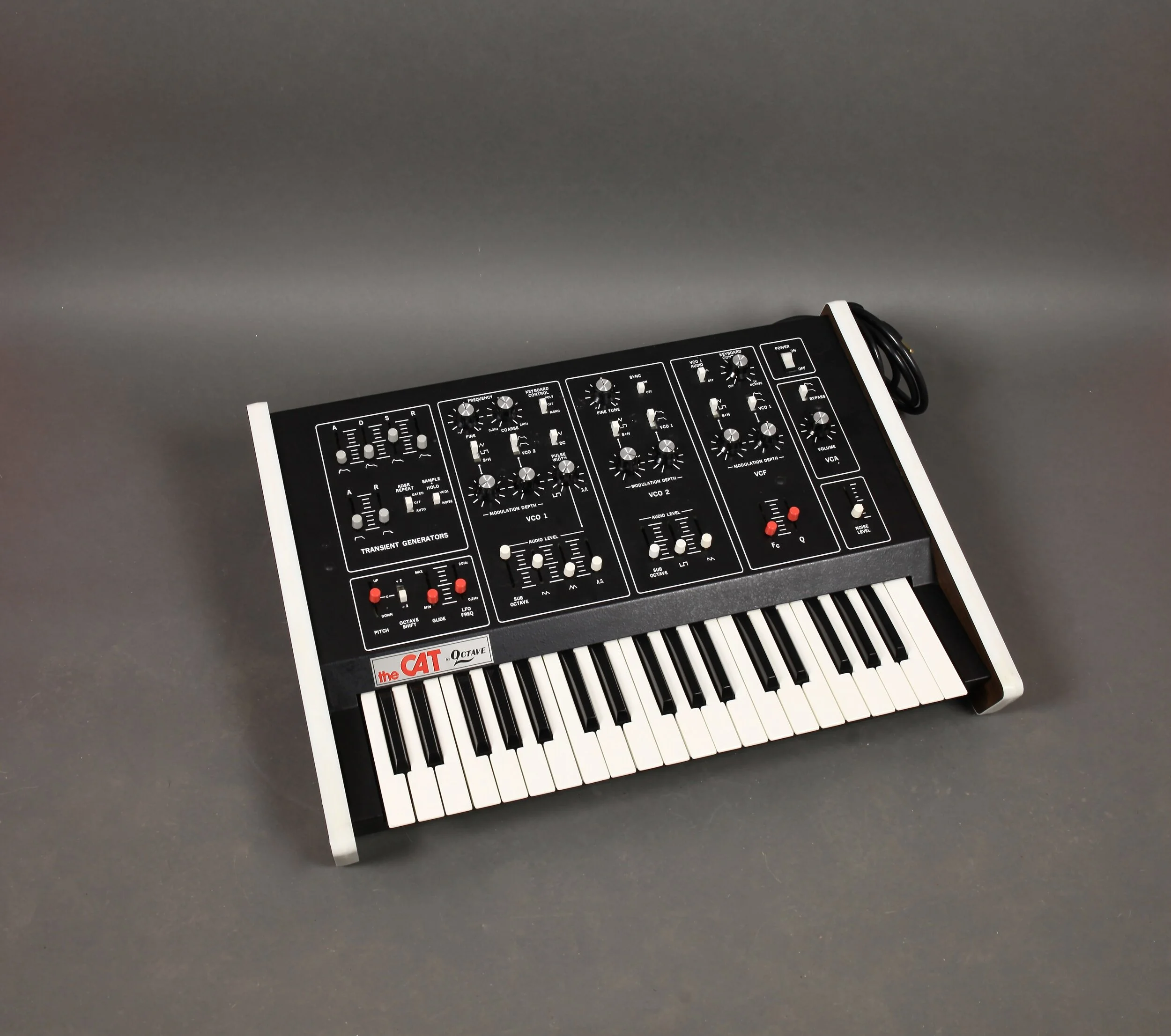 1977 Octave Plateau The Cat Synthesizer