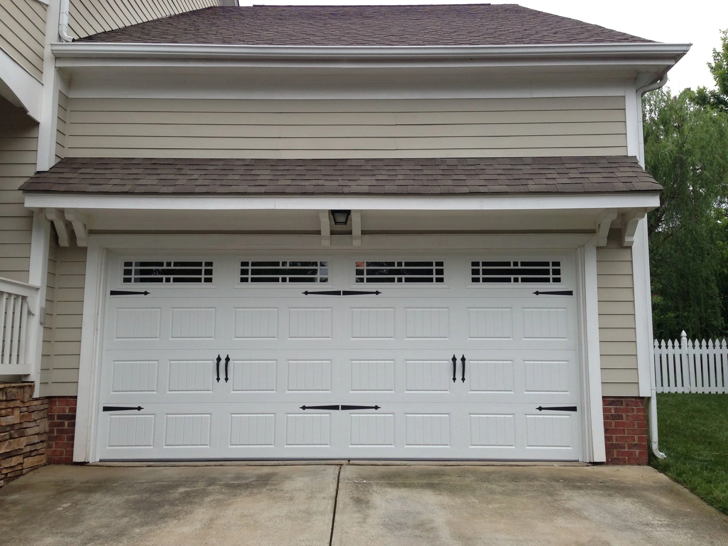 Carriage House Short Panel