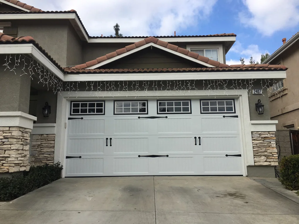 Carriage House Long Panel