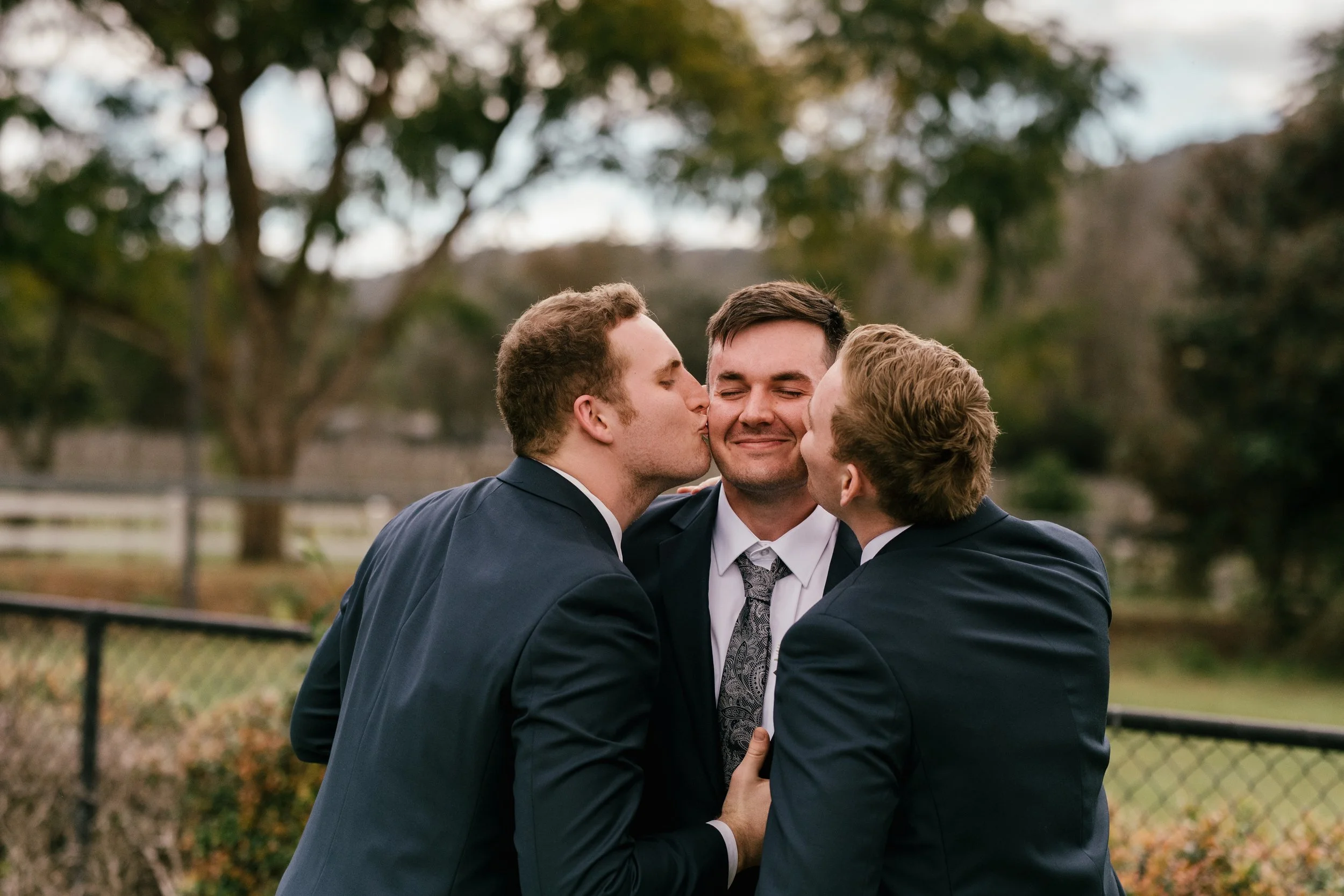 rachael-jayden-canungra-valley-vineyards-wedding (35).jpg