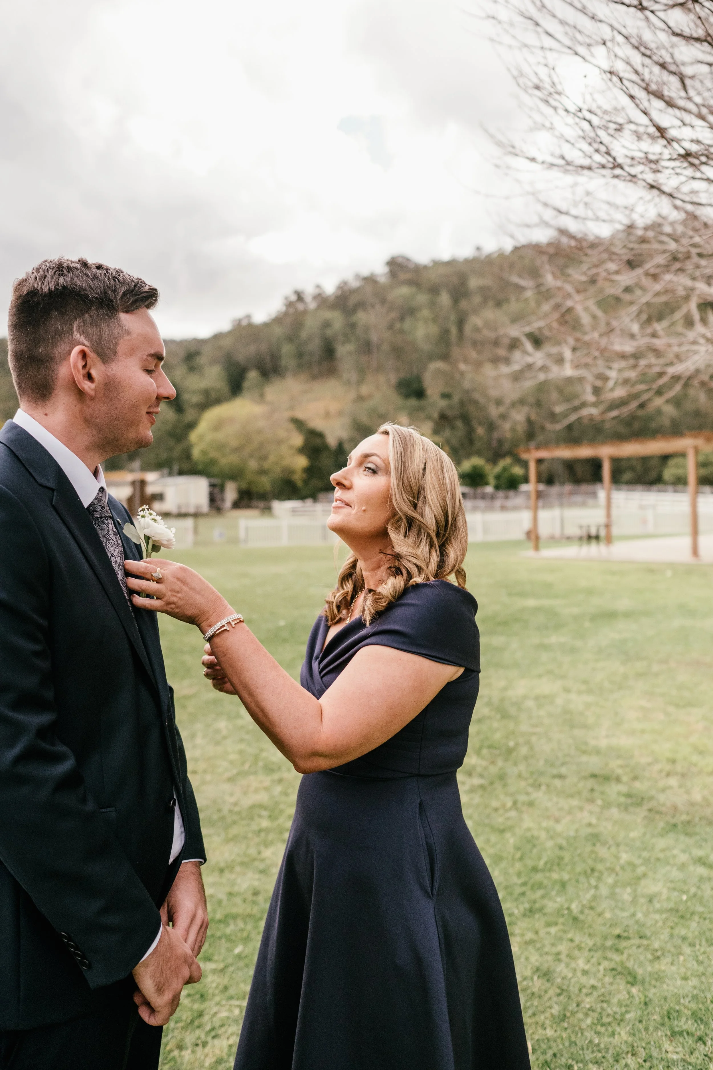 rachael-jayden-canungra-valley-vineyards-wedding (38).jpg