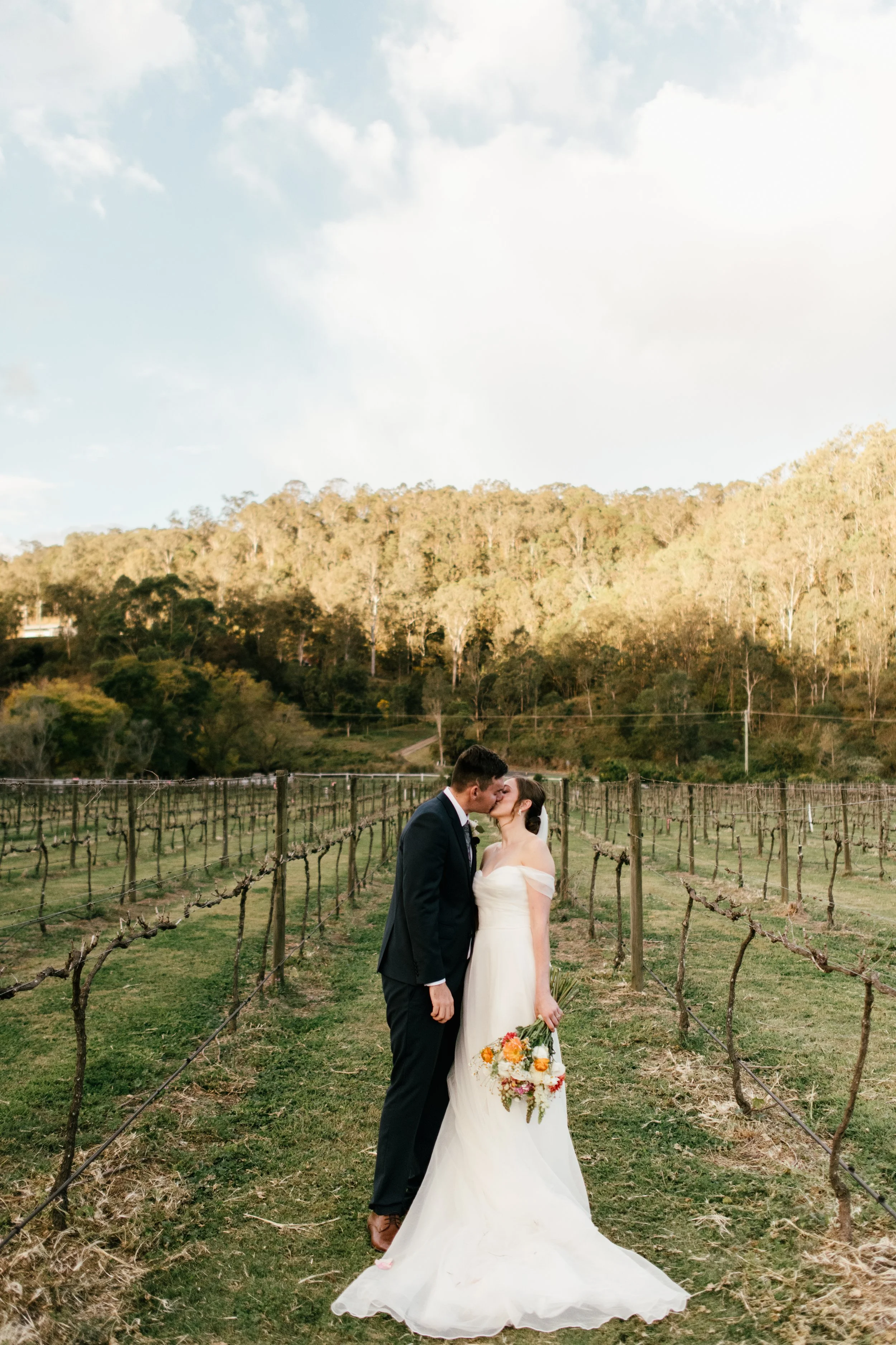 rachael-jayden-canungra-valley-vineyards-wedding (2).jpg