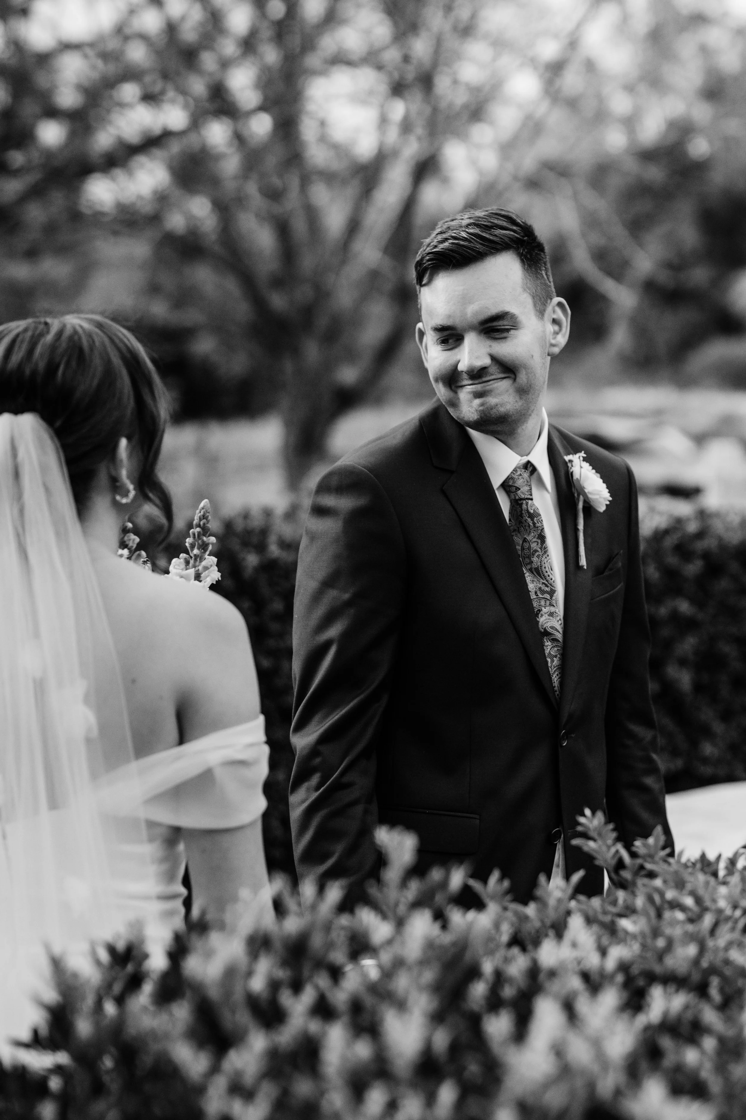 rachael-jayden-canungra-valley-vineyards-wedding (7).jpg