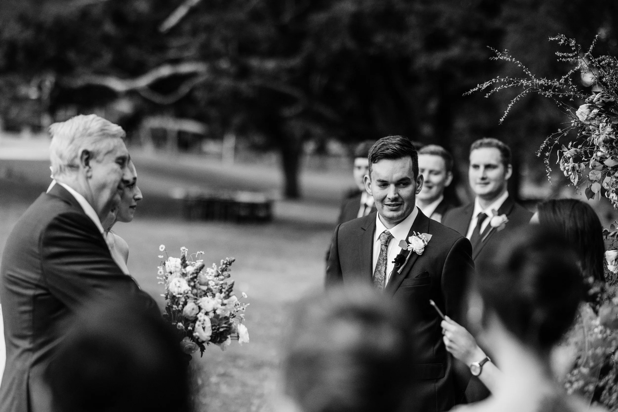 rachael-jayden-canungra-valley-vineyards-wedding (17).jpg