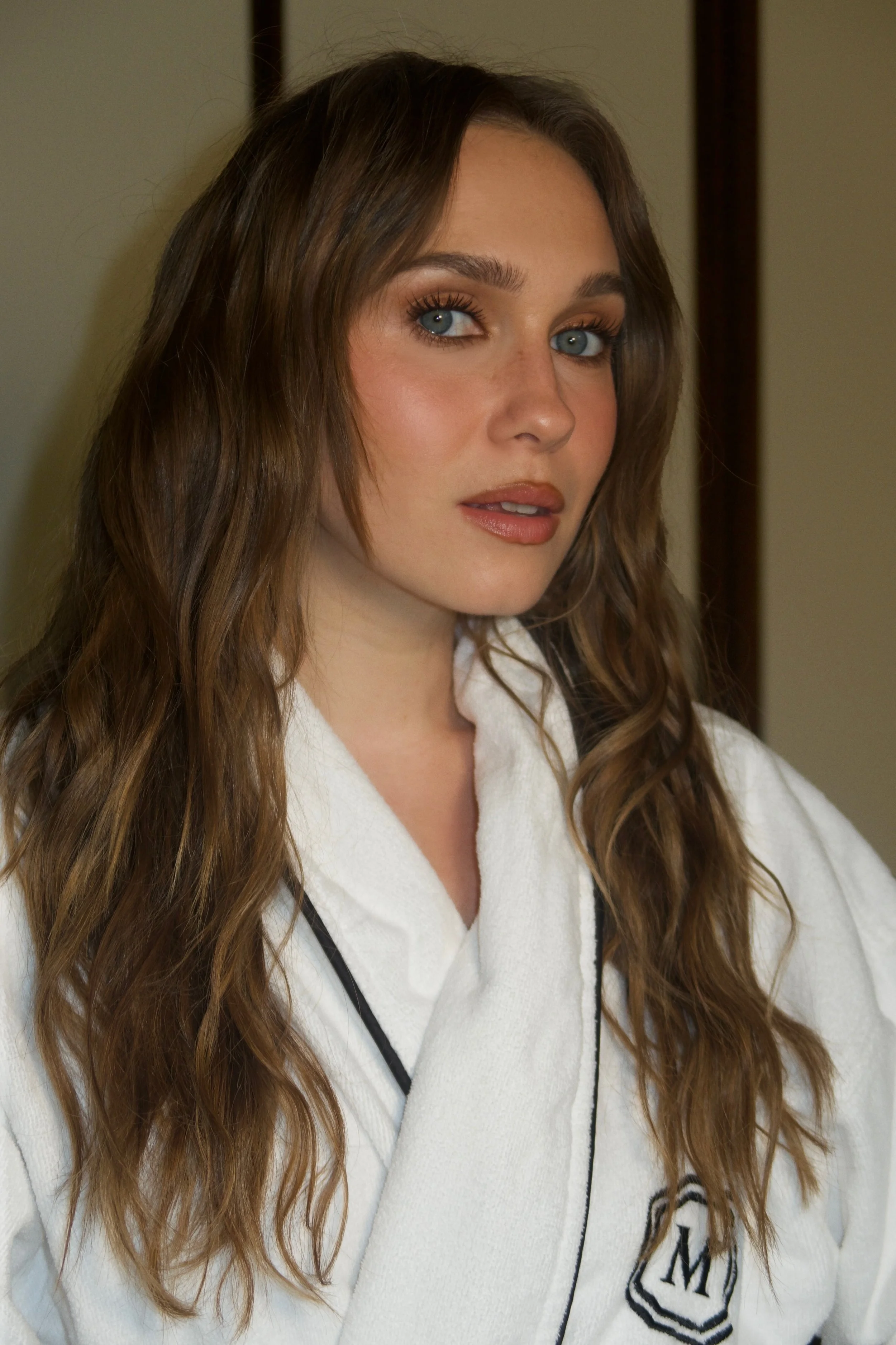 Facetune_26-05-2026-09-56-42.jpg