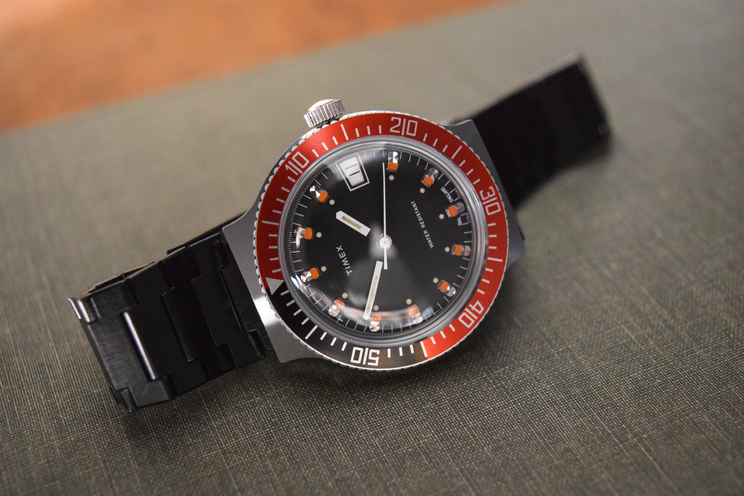 1980_Q_Diver_1.jpg