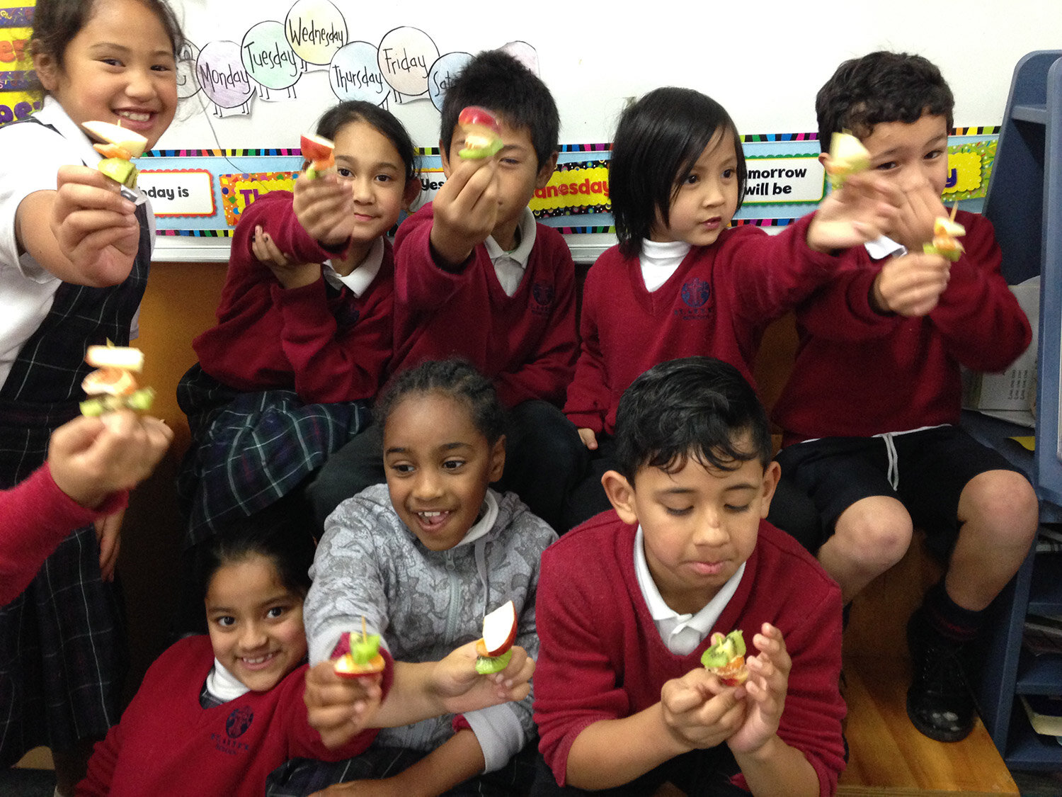 st-annes-school-food-cook-kiwifruit.jpg