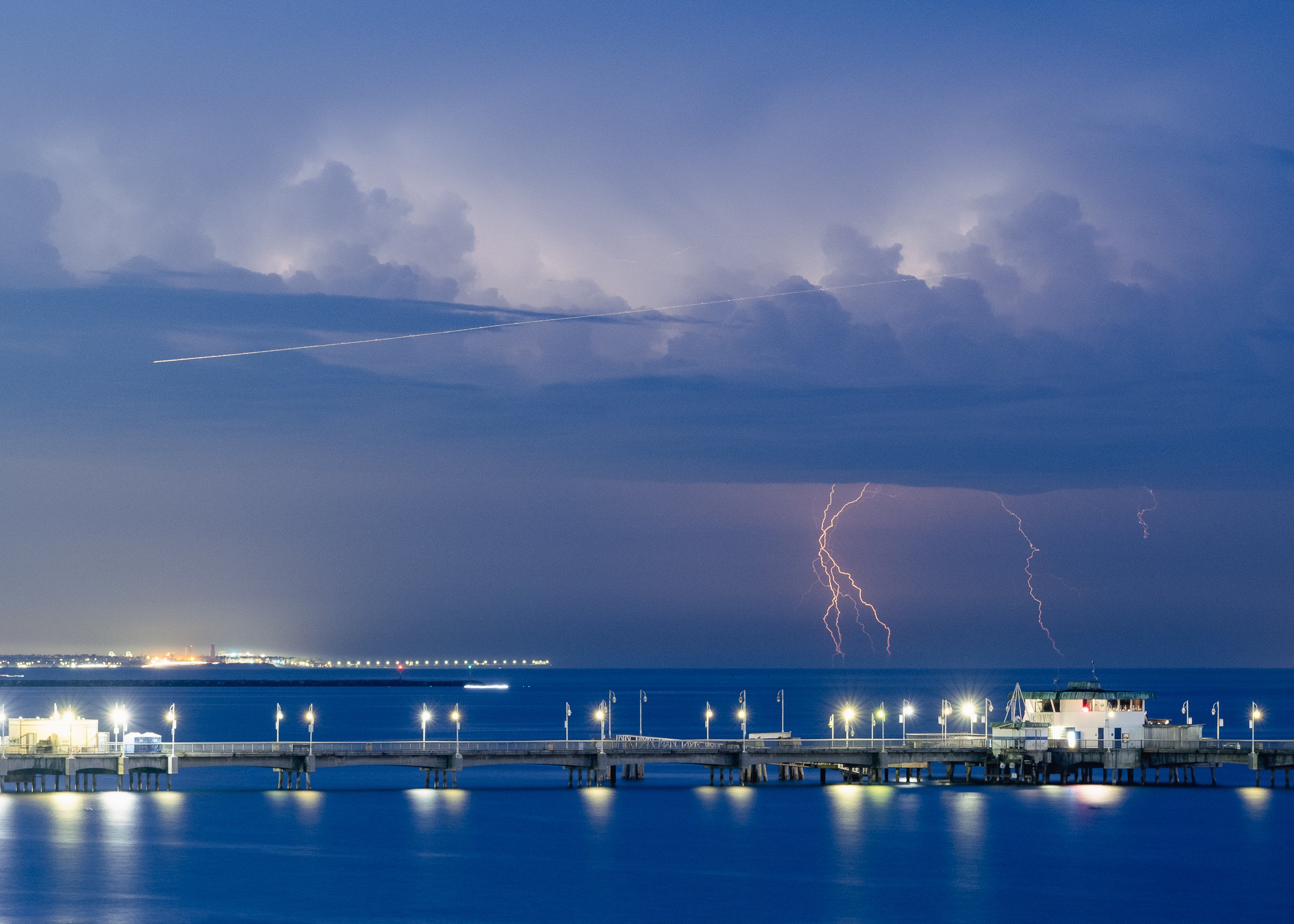 Belmont Pier lightning
