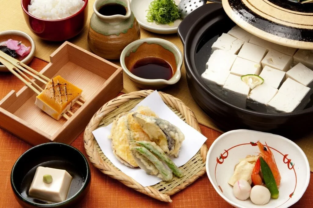 Traditional Yudofu Lunch