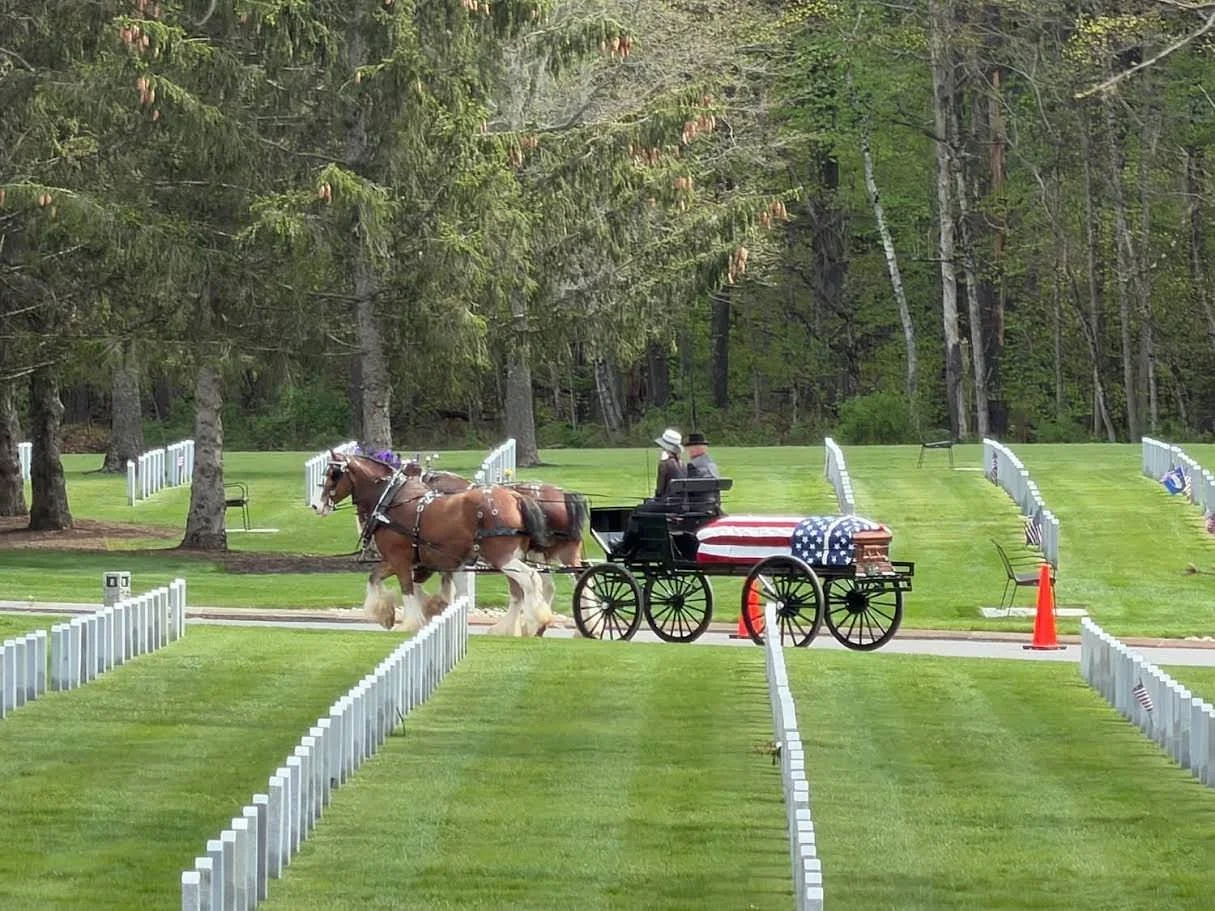 A Custom Caisson Deck Built for Meaningful Final Farewells