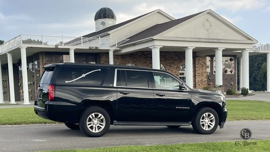 landau-bars-chevy-suburban-g-burns.jpg