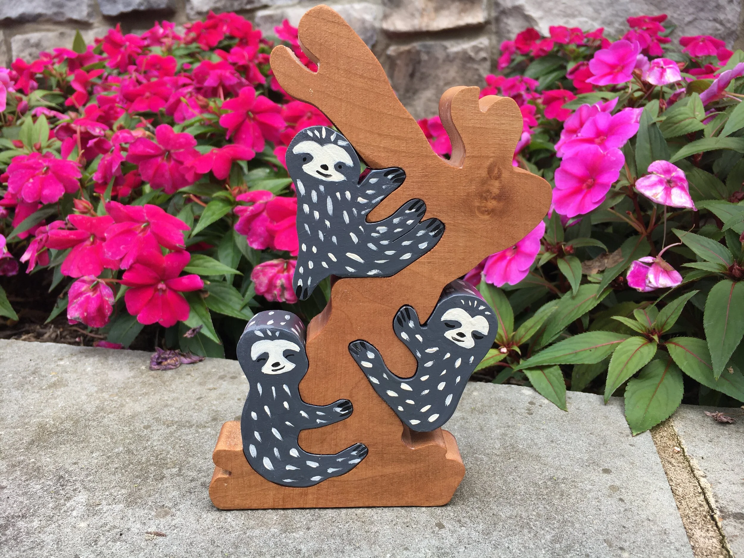 Sloths on Tree by MAYA