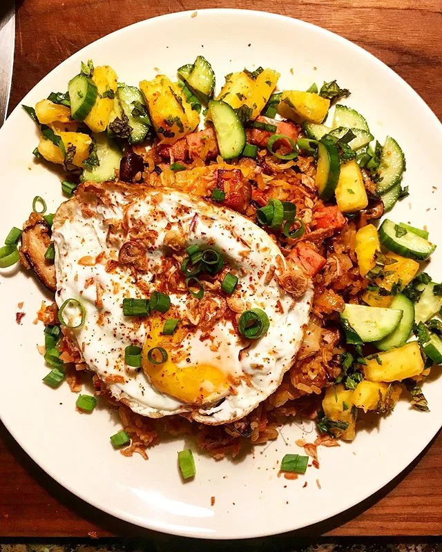 we had an essay prompt in 3rd or 4th grade that asked us what we would do with 1 million dollars, and my answer was buy 1 million dollars worth of #friedrice