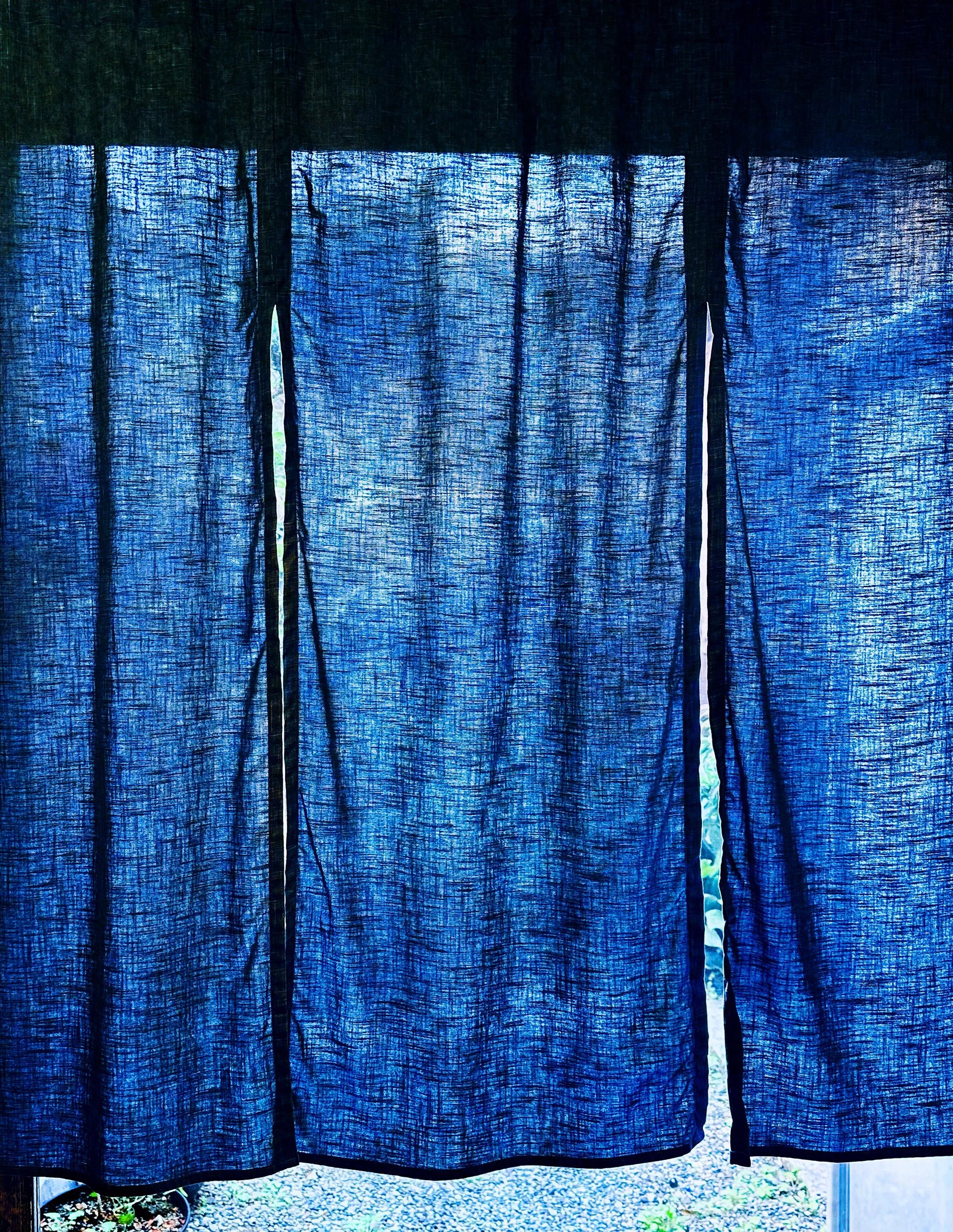 Blue noren, Japan