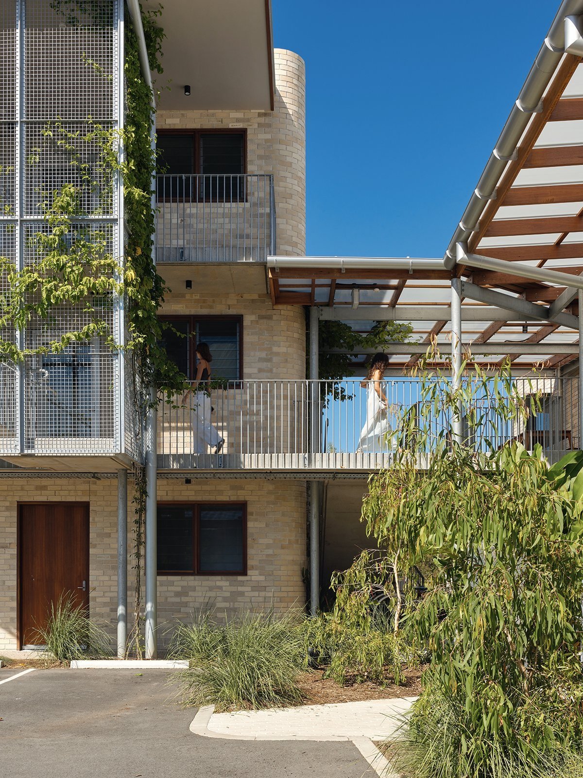 Balconies and offices in Byron Bay 
