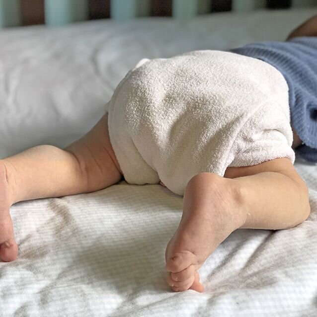 newborn_bamboo_prefold_1.jpg