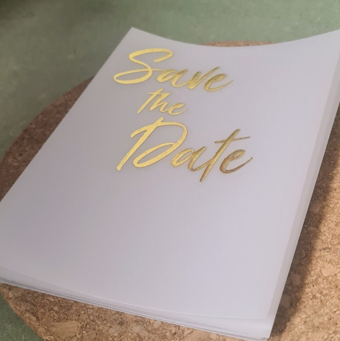 Fresh off the press 😍😍😍 

#savethedate #weddinginvitations #weddingstationery #wedding #weddinginspiration #weddingstyle #foilprint #weddingstationerydesign #weddingstationer #hotfoilprinting #weddinginvites #bespoke #handcrafted