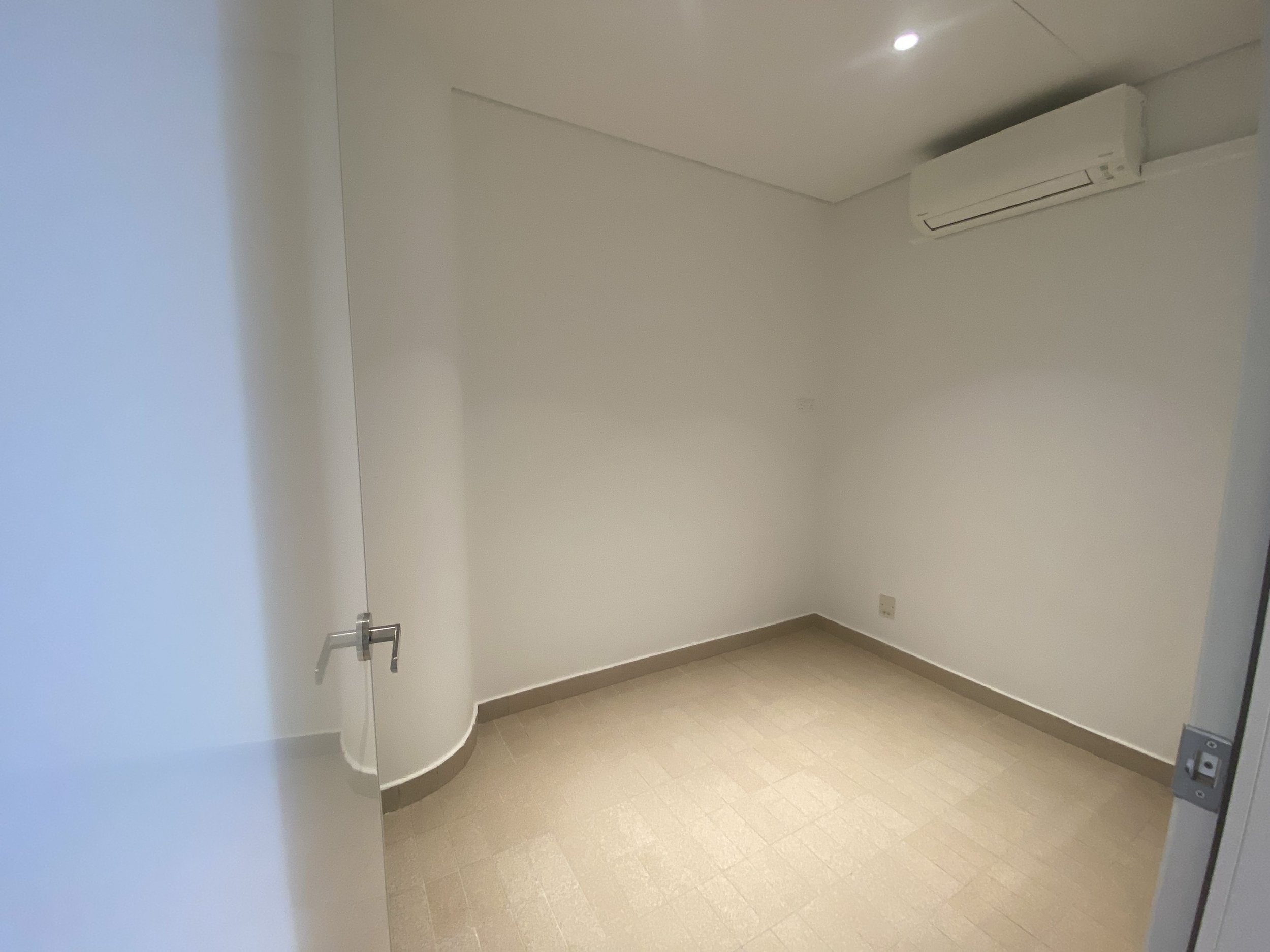 The Colonnade 3617 sqft 29.jpg