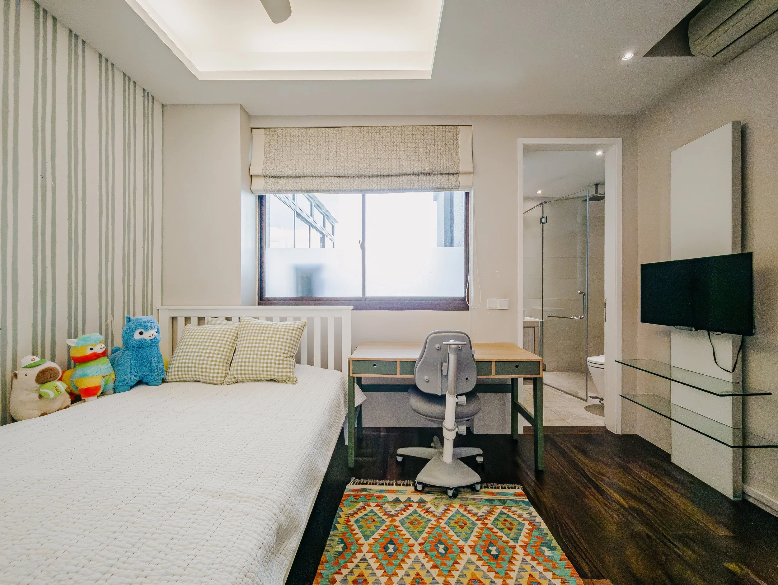 Astrid Meadows 2045 sqf 25.jpg