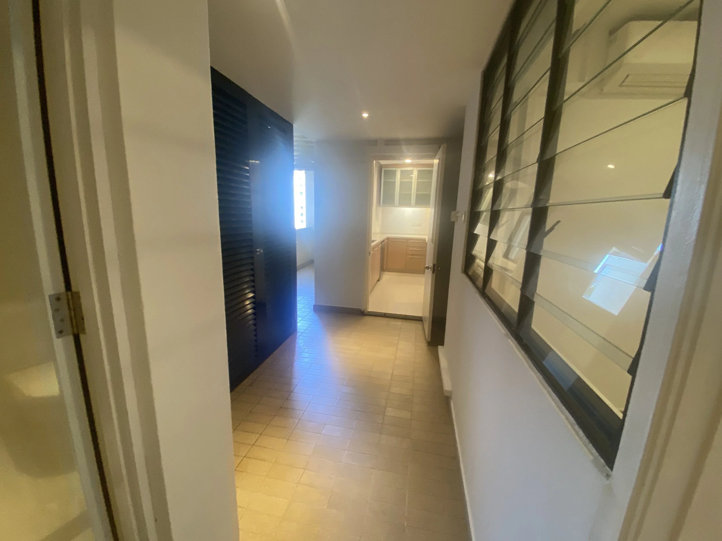 The Colonnade 3617 sqft 92.jpg