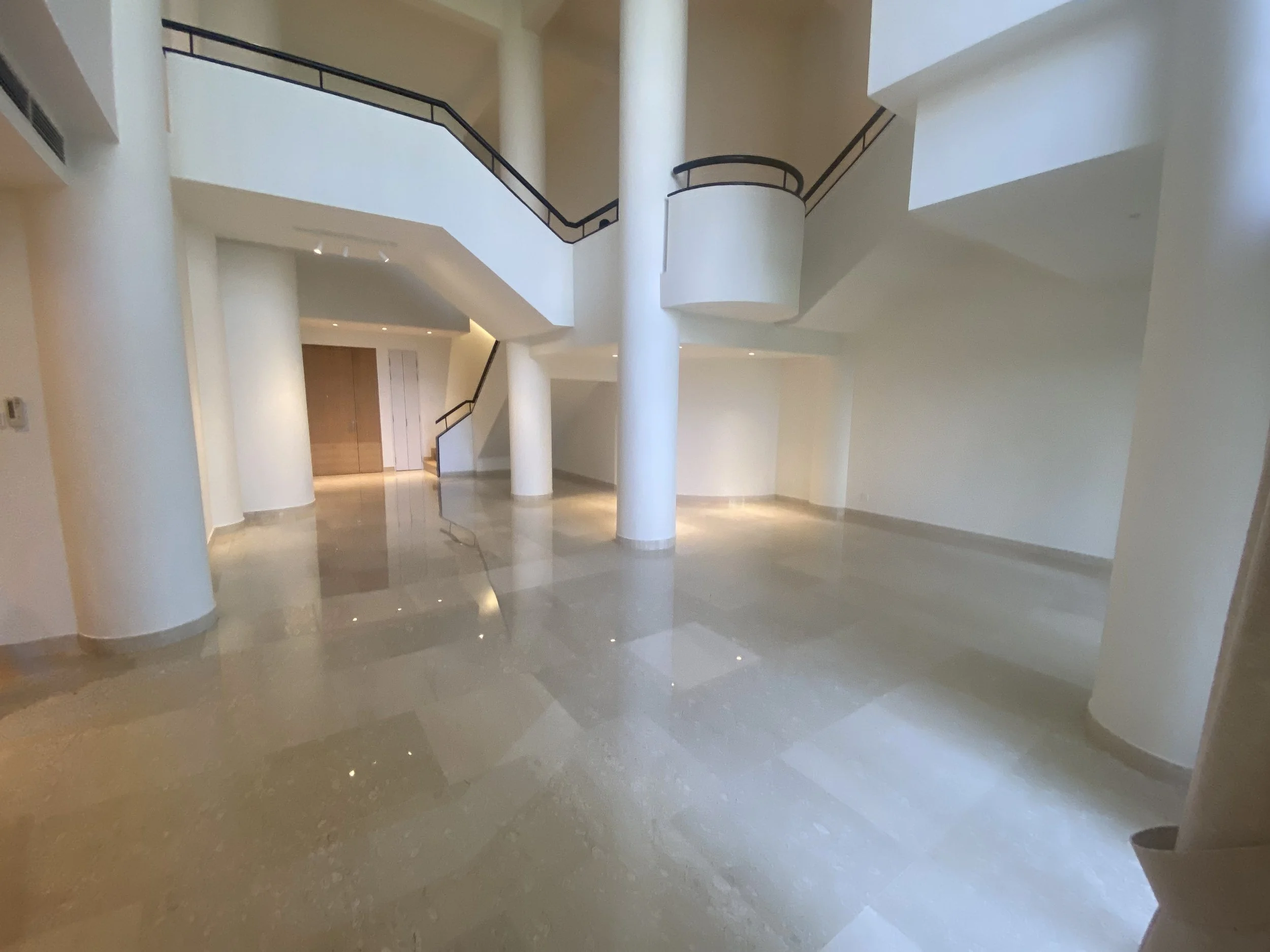 The Colonnade 3617 sqft 21.jpg