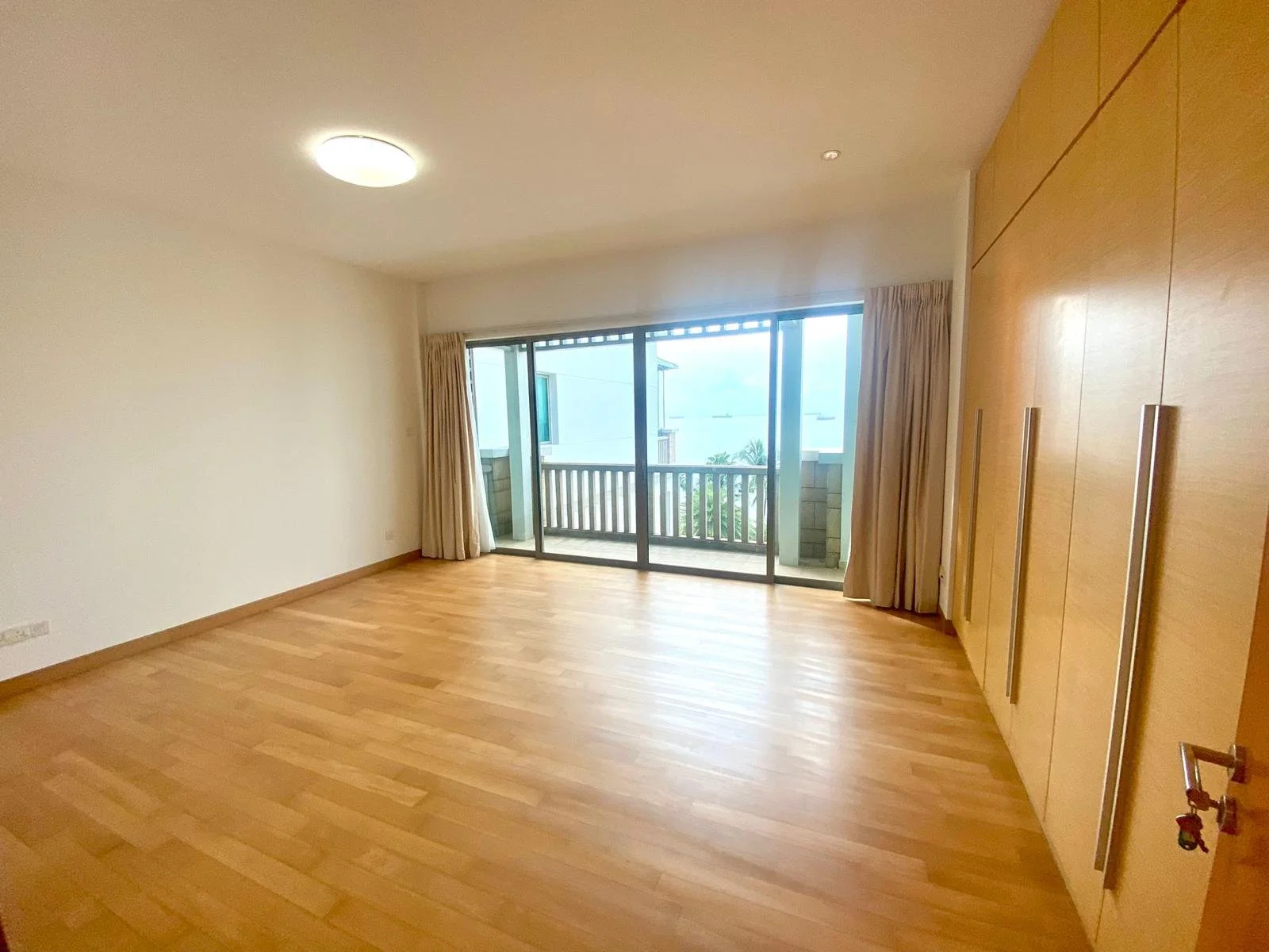 The Berth by the Cove 6028 sqft