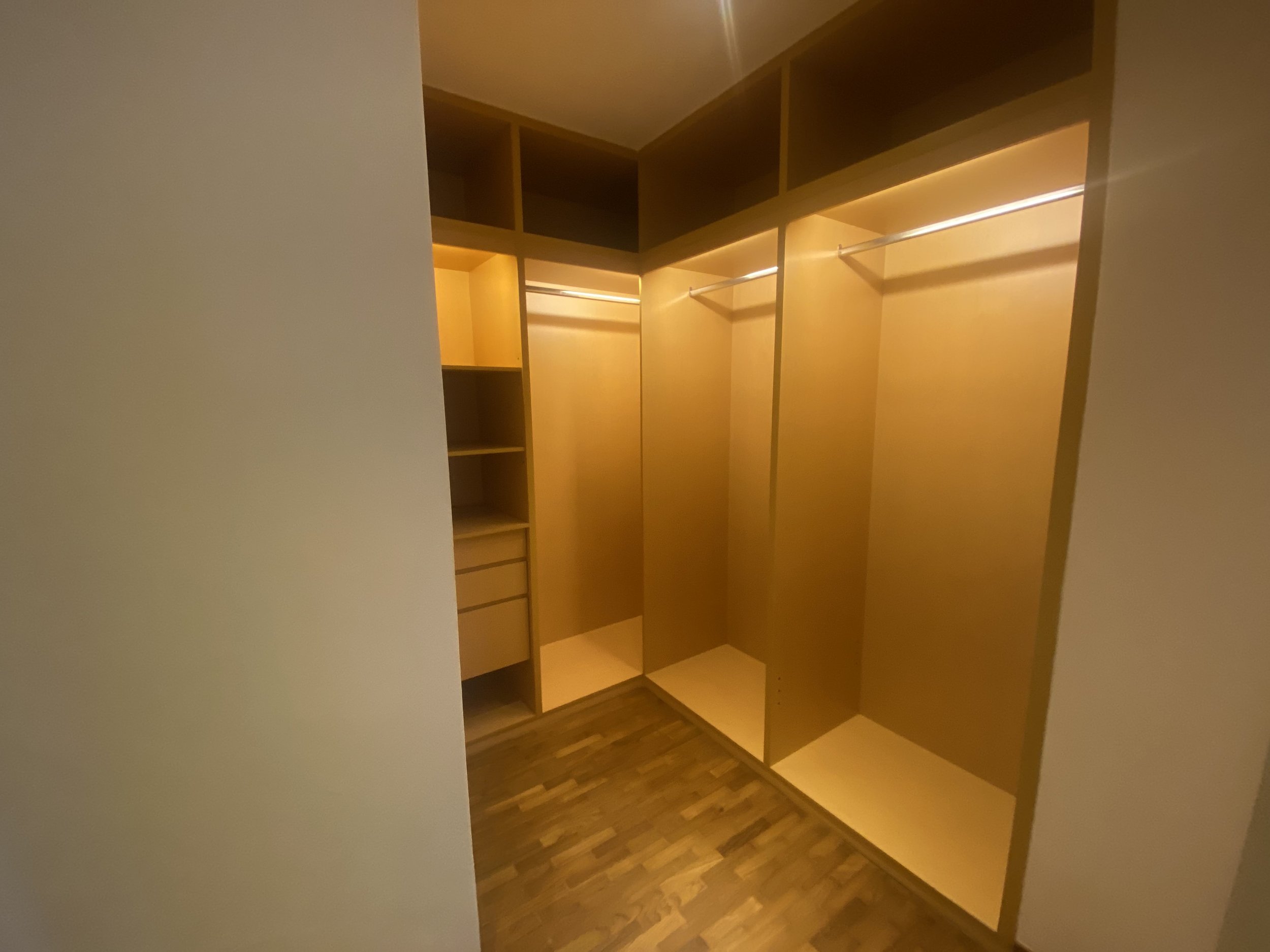The Colonnade 3617 sqft 98.jpg