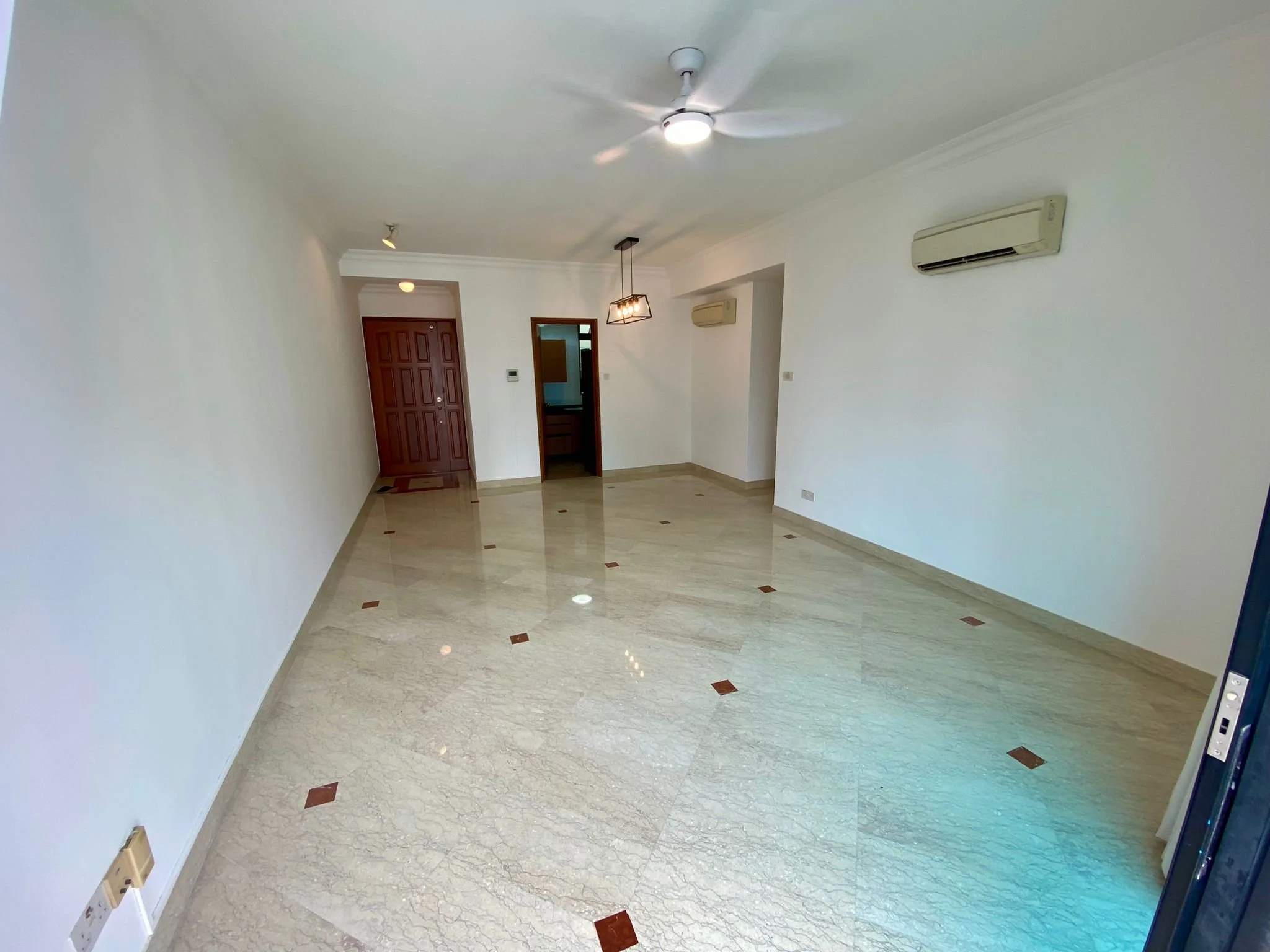 Spring Grove 2BR 1012 sqft 5.jpg