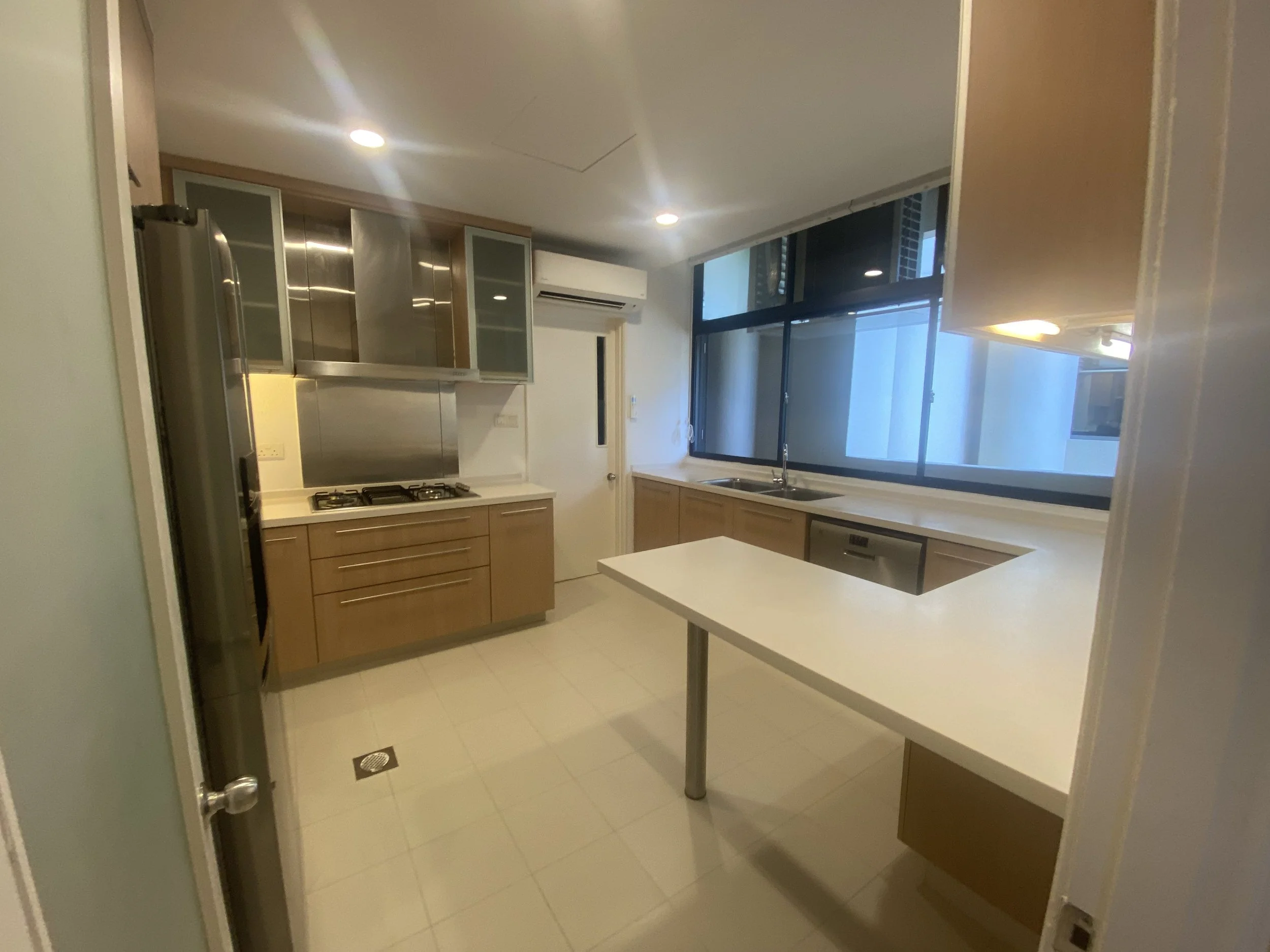 The Colonnade 3617 sqft 88.jpg