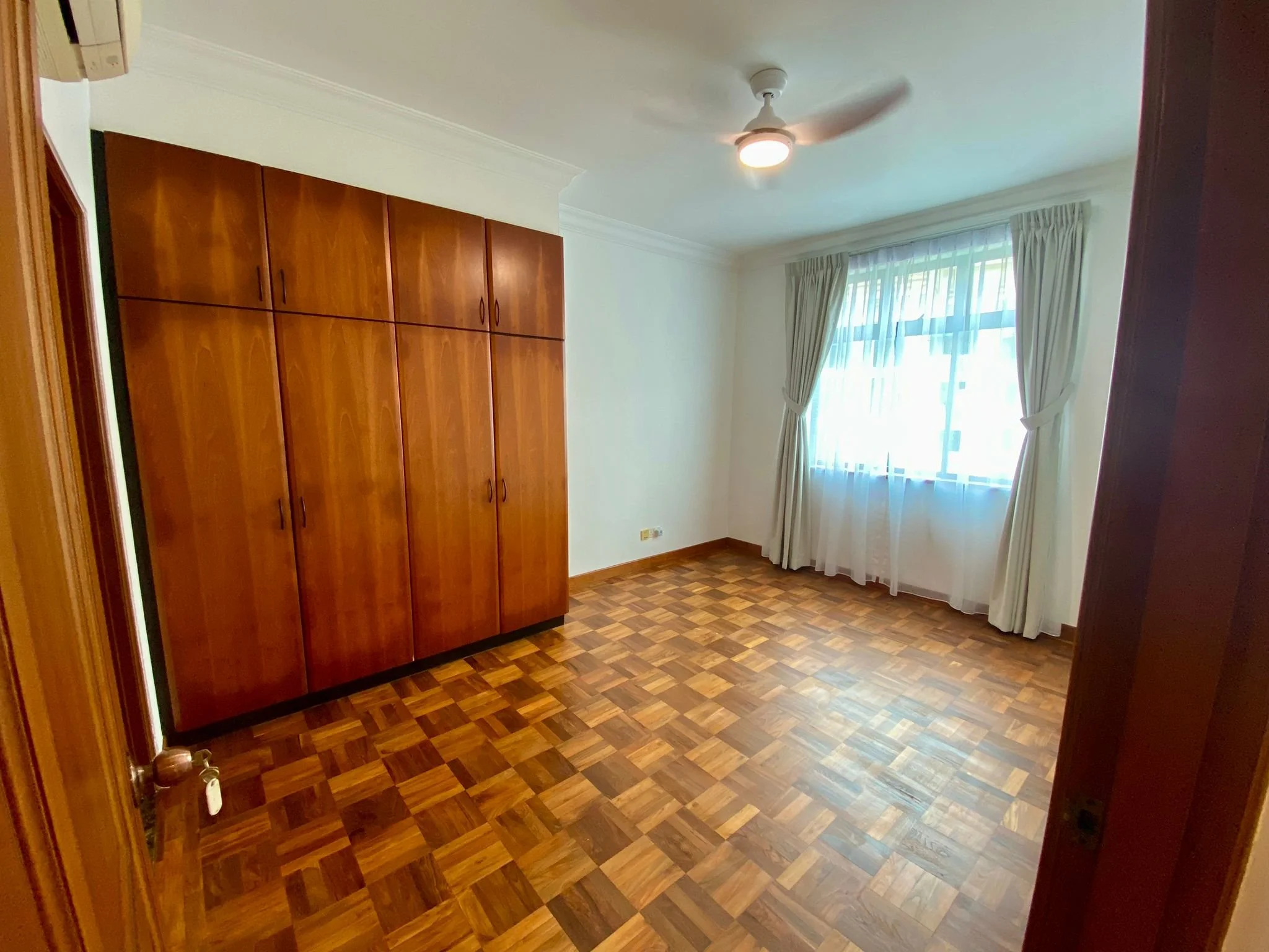 Spring Grove 2BR 1012 sqft 8.jpg