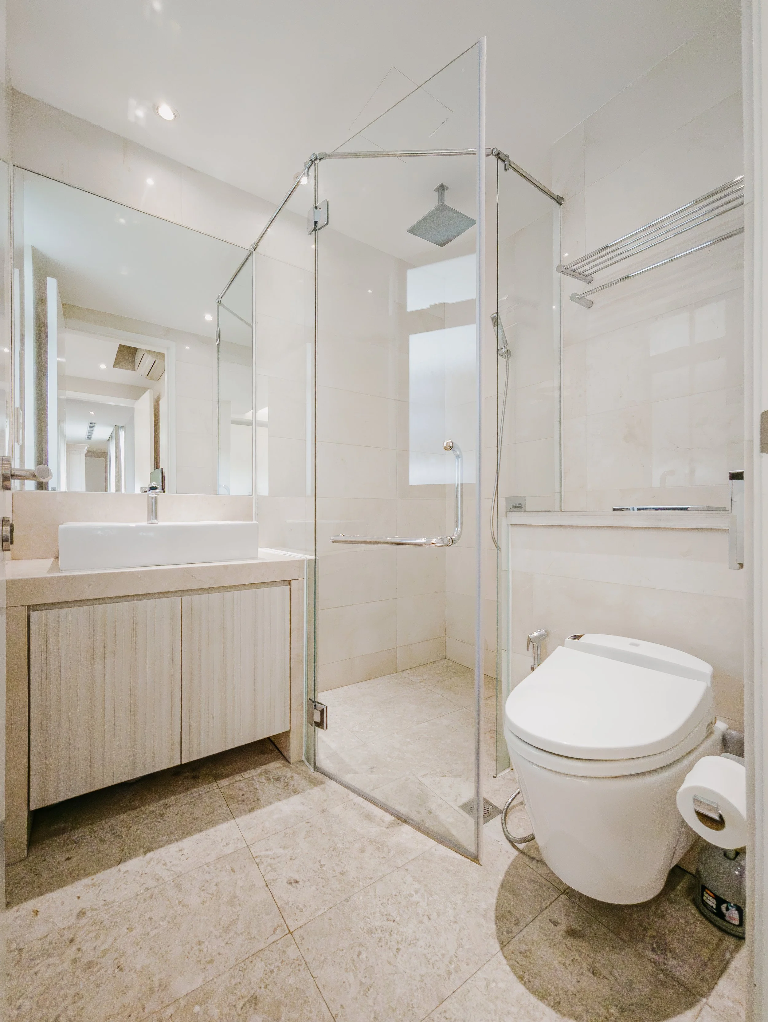 Astrid Meadows 2045 sqf 10.jpg