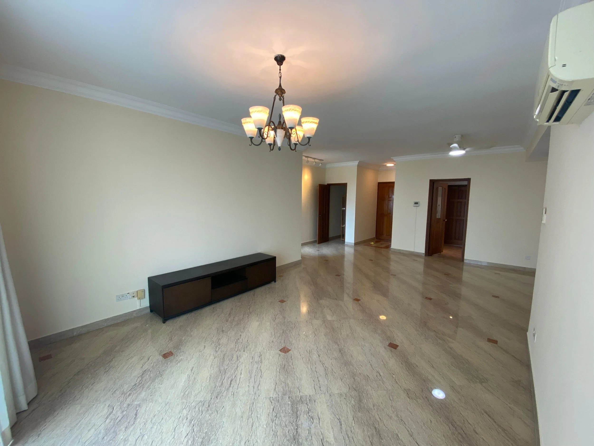 Spring Grove 1389 sqft 3.jpg