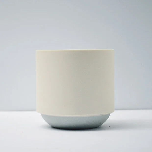 Duck_Ceramics_grey_large_pot.jpg