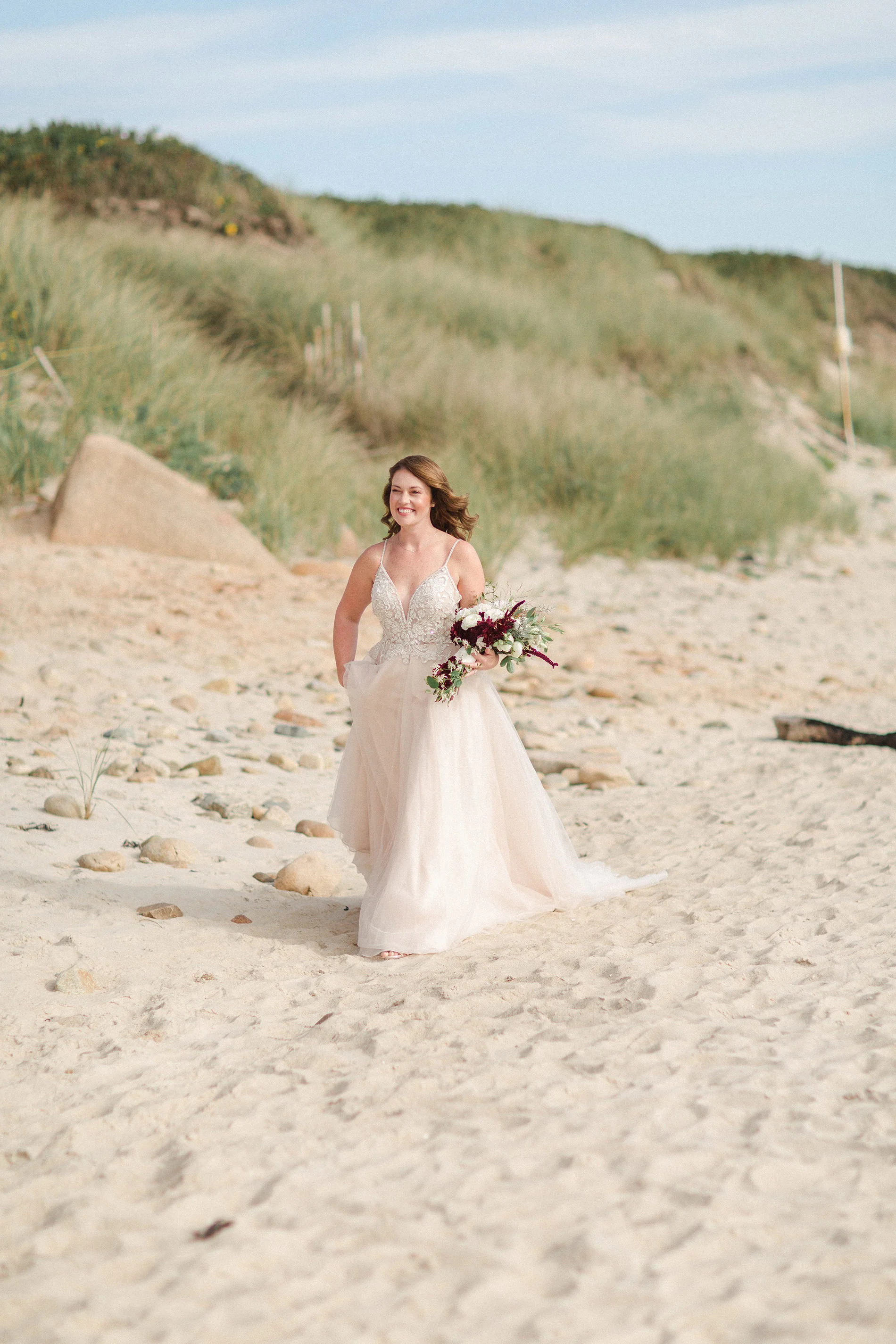15-gay-head-lightouhouse-marthas-vineyard-same-sex-wedding.jpg