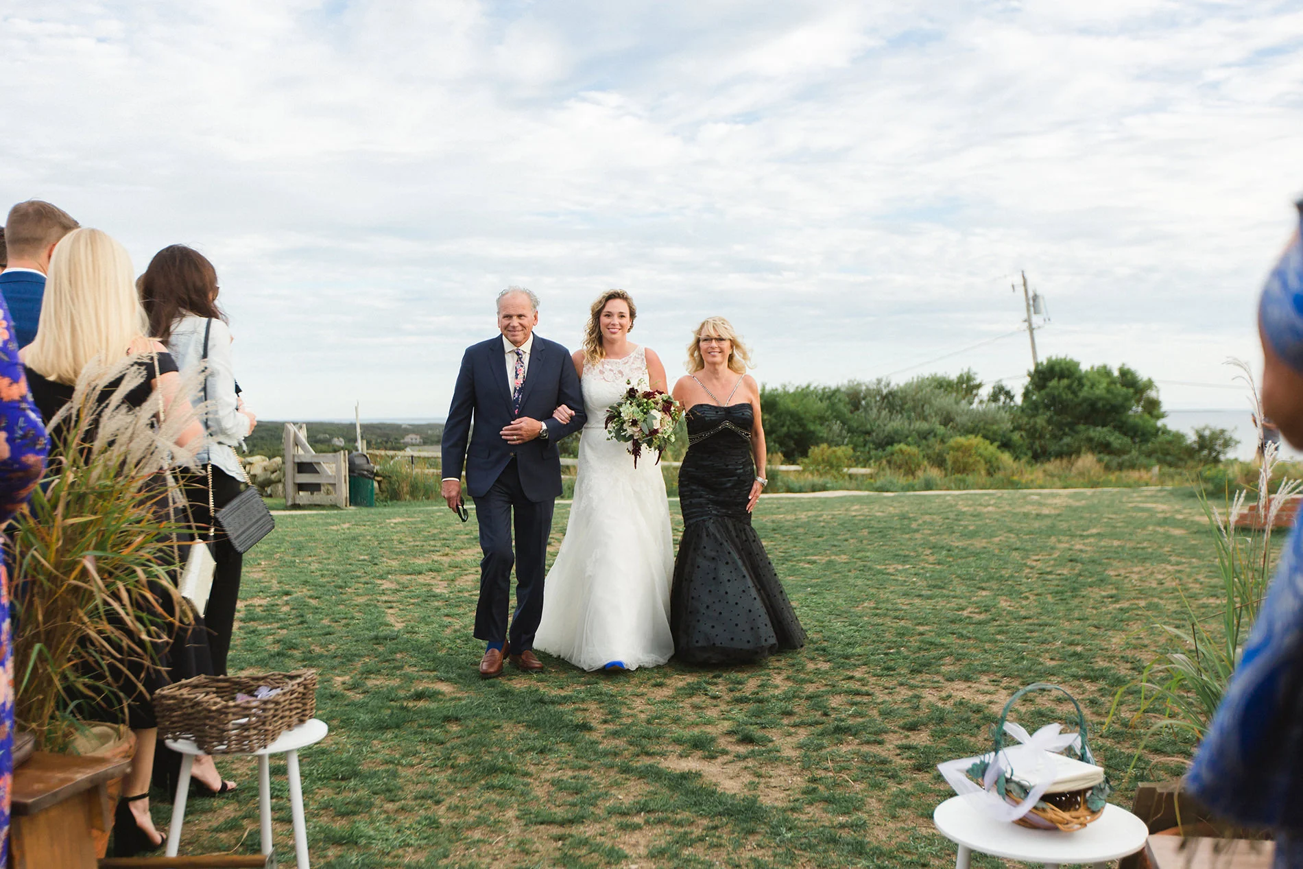 35-gay-head-lightouhouse-marthas-vineyard-same-sex-wedding.jpg