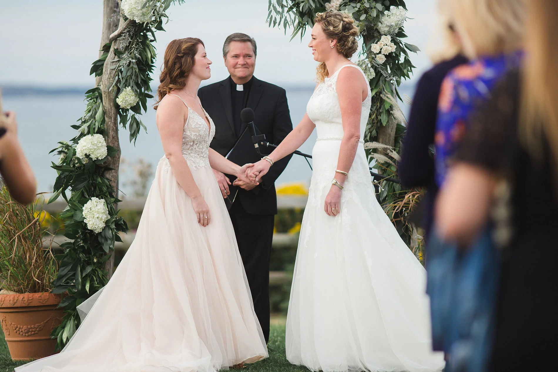 37-gay-head-lightouhouse-marthas-vineyard-same-sex-wedding.jpg