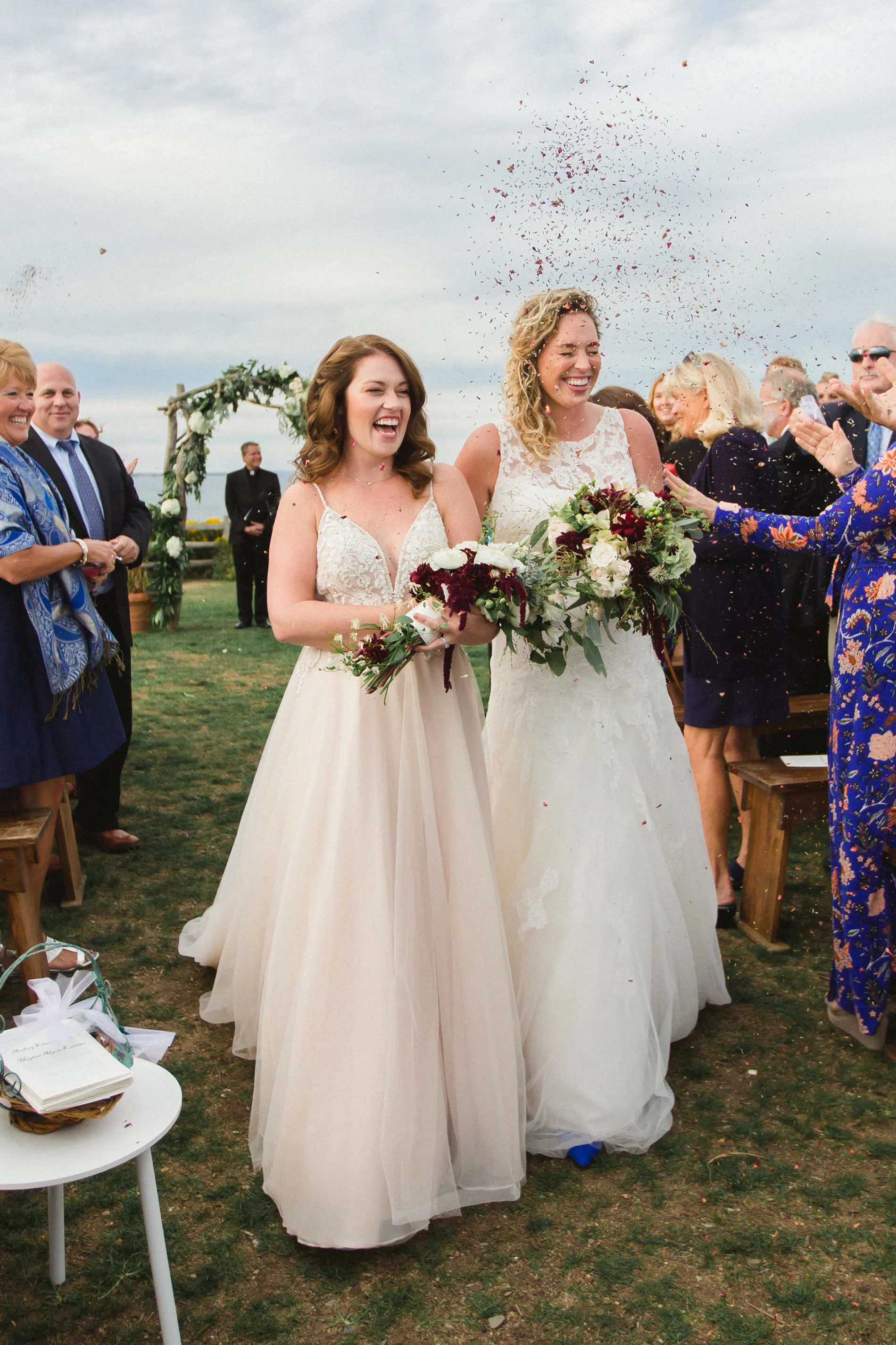 45-gay-head-lightouhouse-marthas-vineyard-same-sex-wedding.jpg