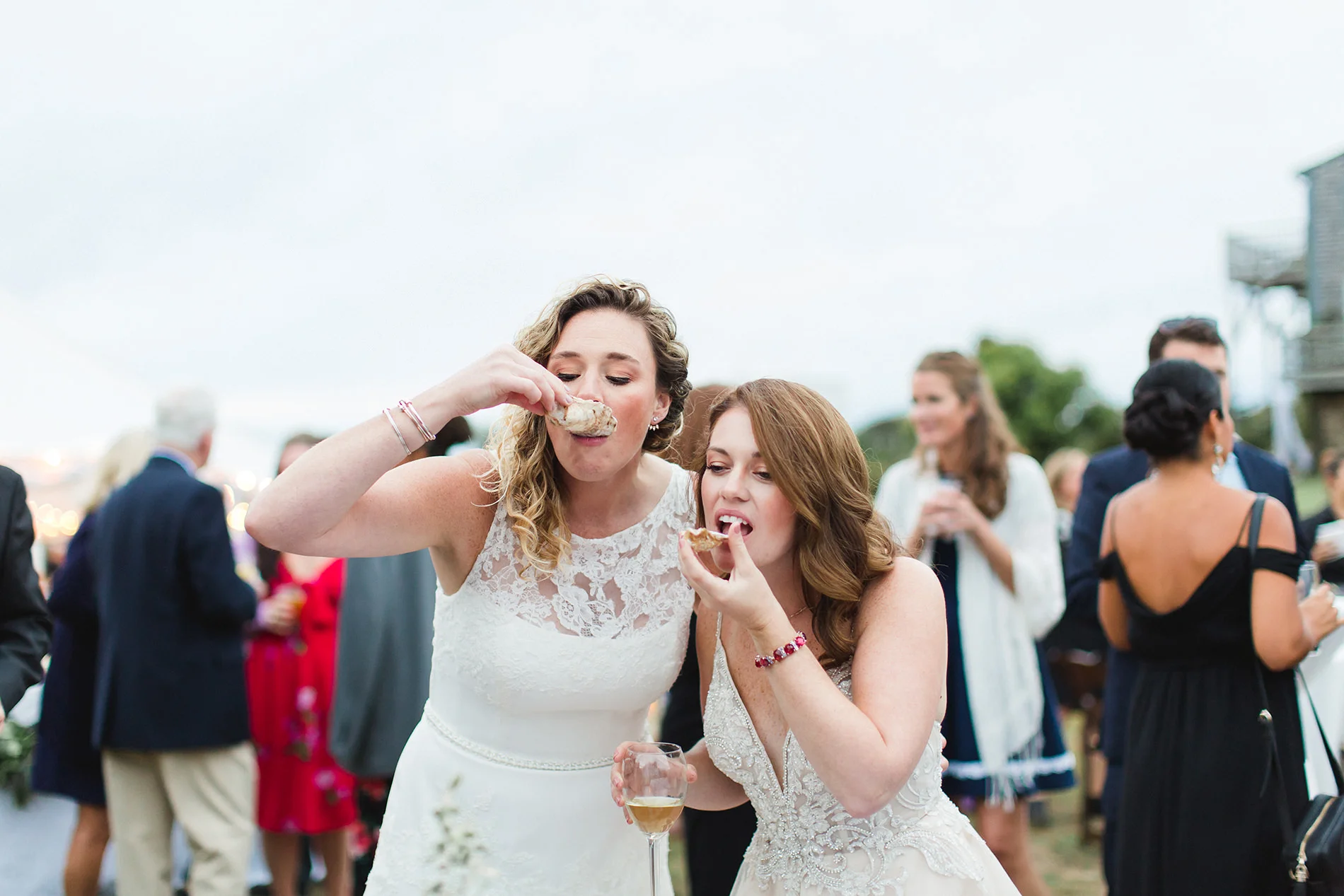 64-gay-head-lightouhouse-marthas-vineyard-same-sex-wedding.jpg