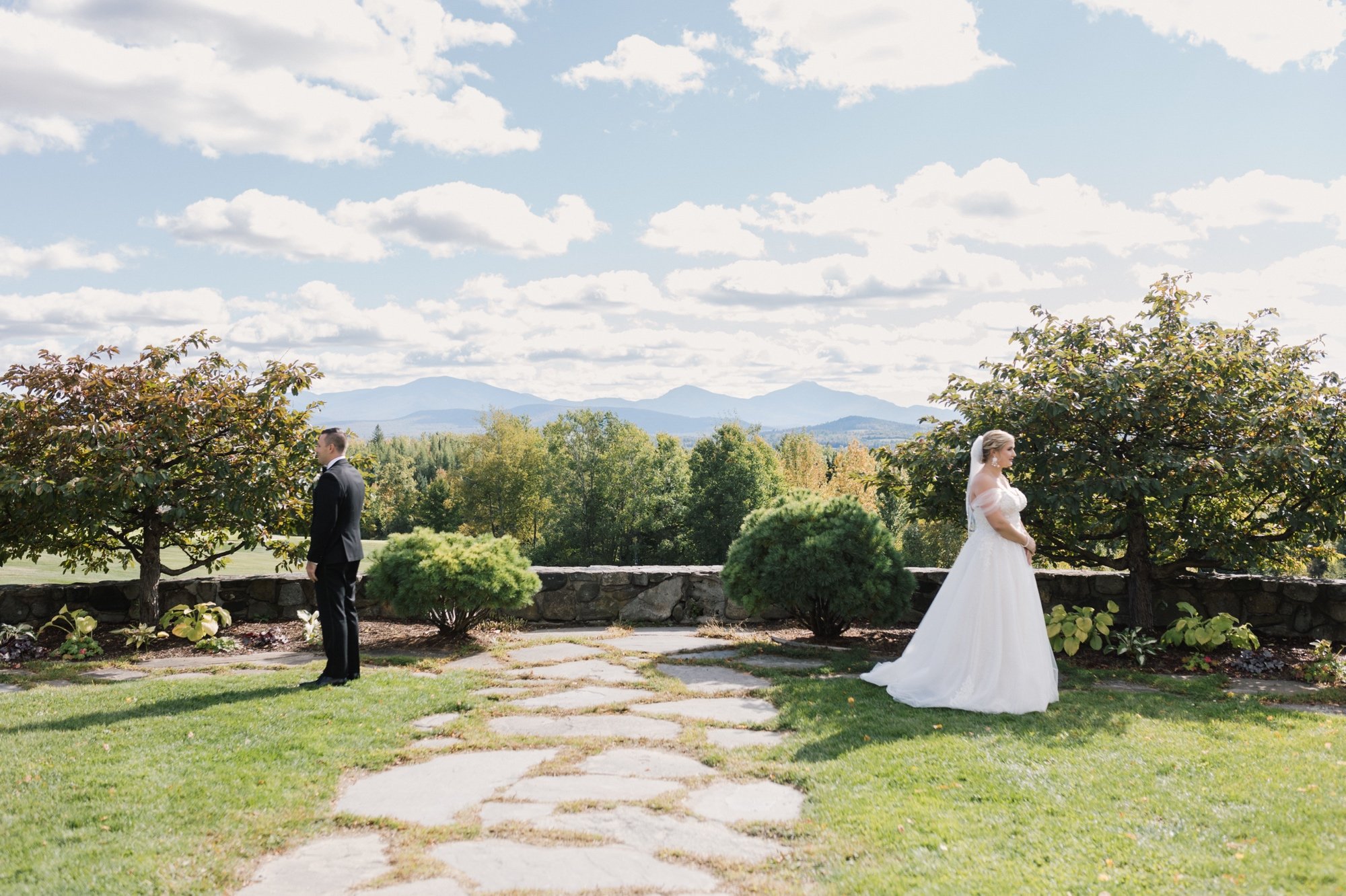 17_whitefield new hampshire NH wedding photography photographer melanie voros blissful events Mountain View Grand Resort and Spa frenchs point washington white mountains MVG.jpg