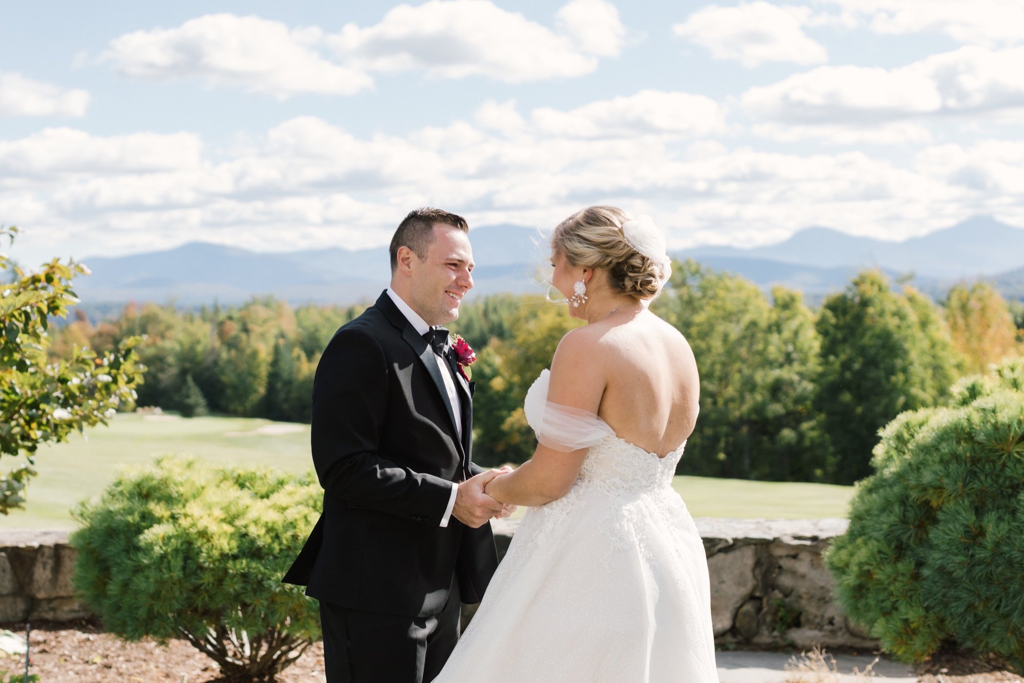 19_whitefield new hampshire NH wedding photography photographer melanie voros blissful events Mountain View Grand Resort and Spa frenchs point washington white mountains MVG.jpg