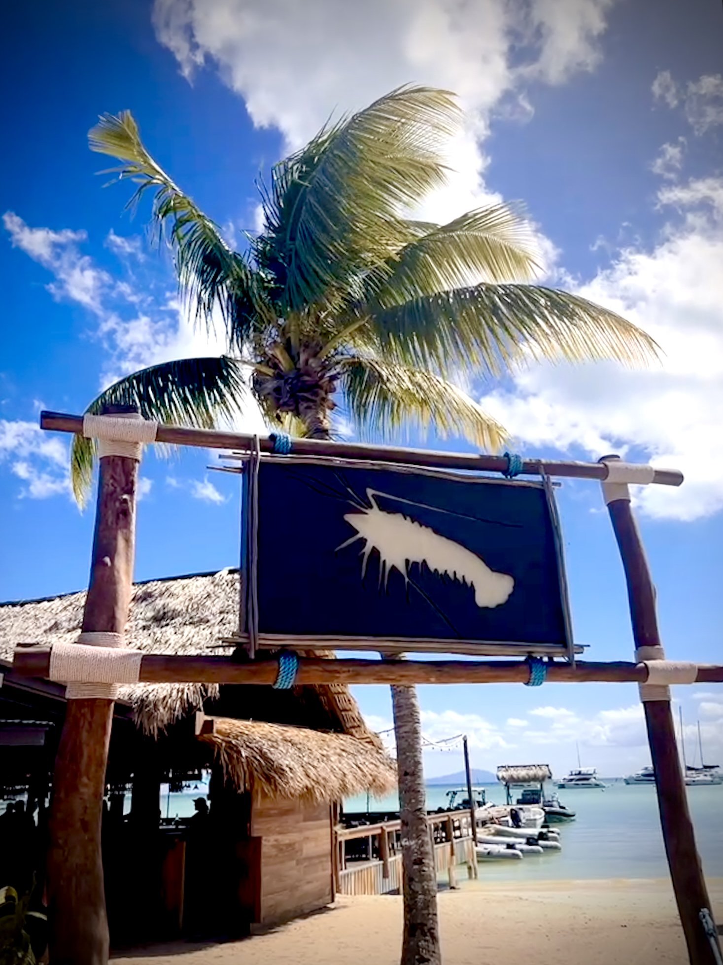 lobster-trap-restaurant-sign.jpg