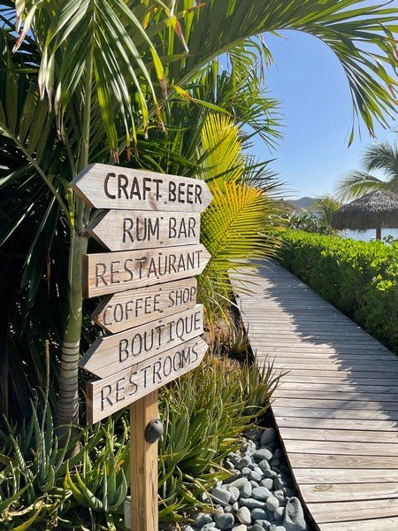 cooper-island-resort-signs.jpg