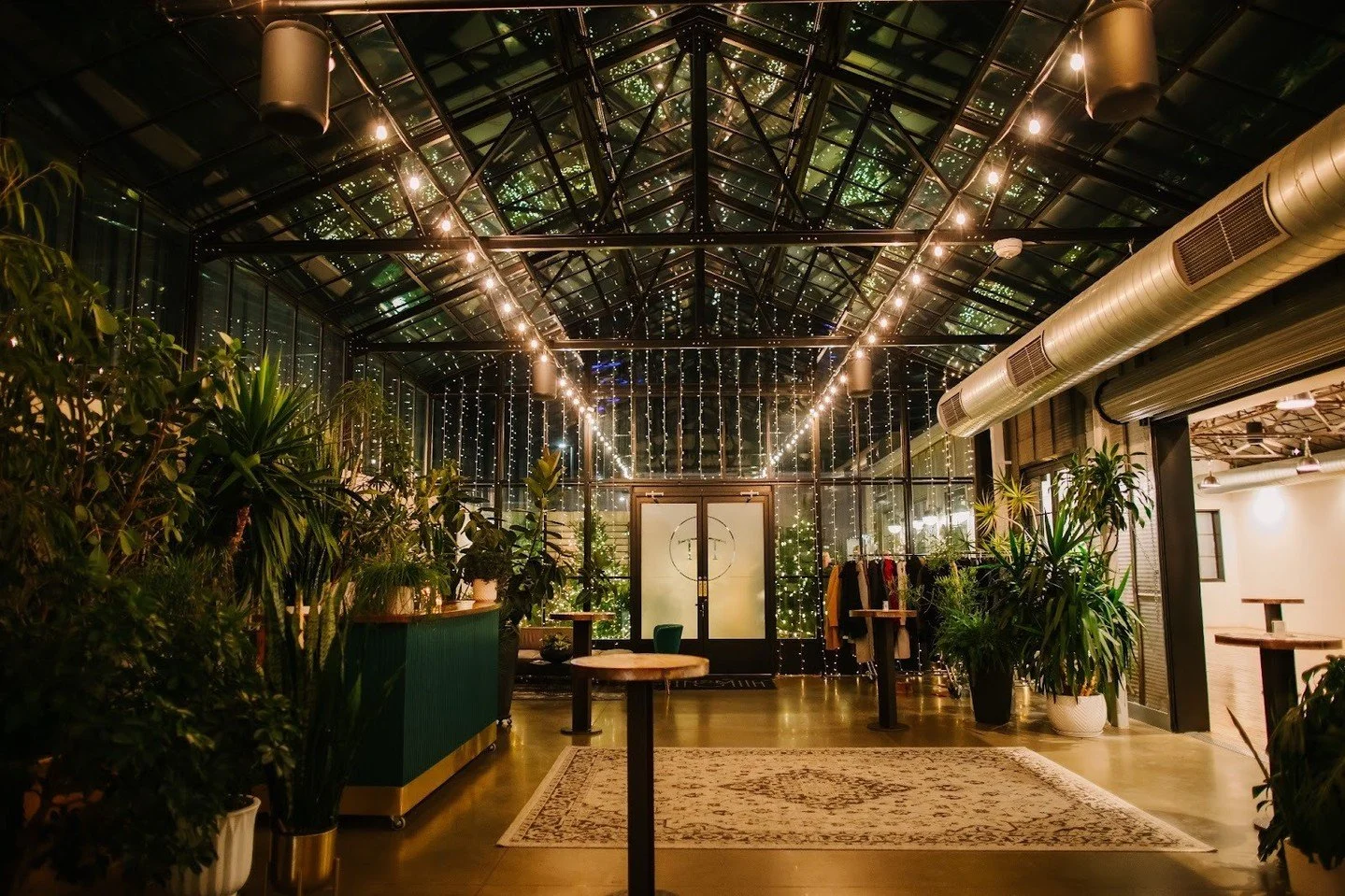 First impressions matter.  Our Solarium is the perfect arrival space for your guests, and sets the tone for your entire day - timeless, warm, and unforgettable.⁠
⁠
⁠
Photographer: @oandbphotoco ⁠
⁠
⁠
⁠
⁠
⁠