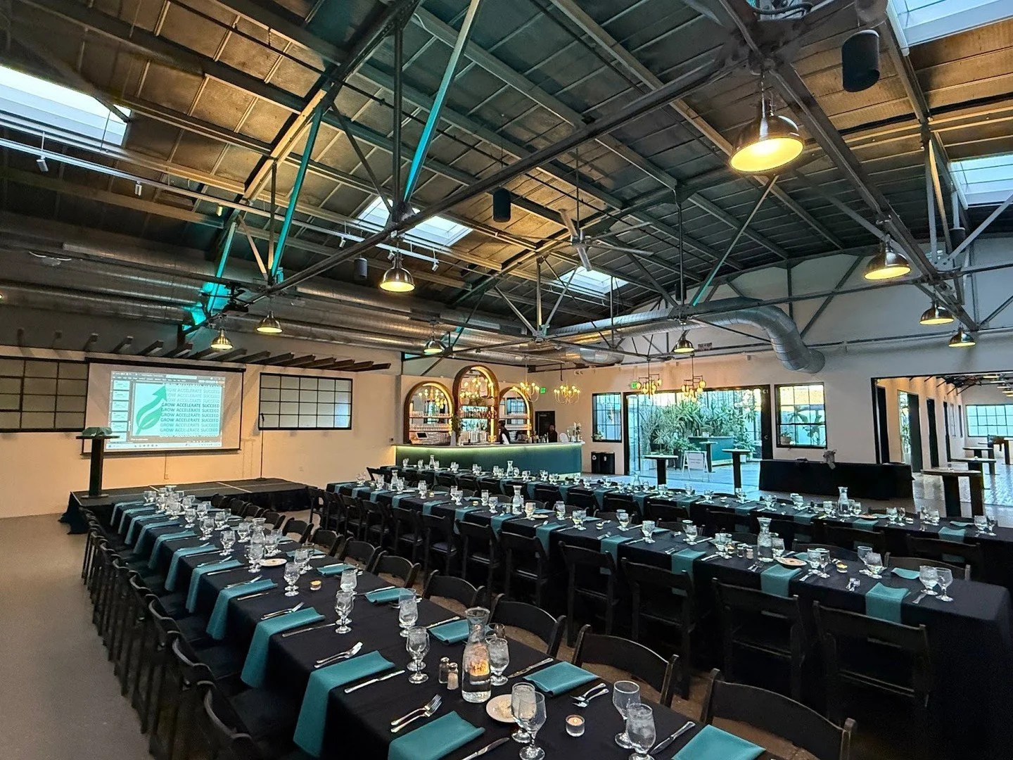 From board meetings, to fundraisers, conferences, and cocktail hours - The Tinsmith transforms corporate events into memorable experiences.  Bring your team to a space that inspires collaboration and creativity - Reach out today to learn more!⁠
⁠
⁠
@