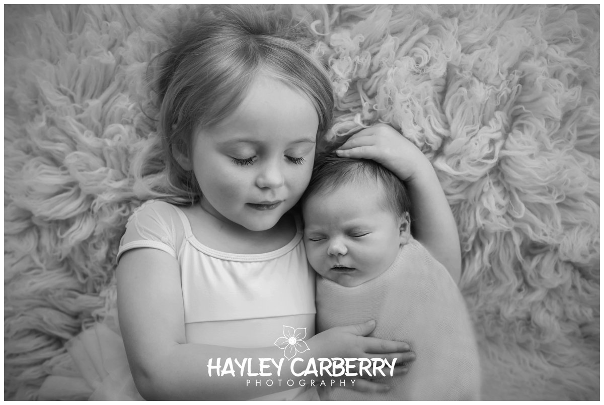 CanberranewbornFamilyChildrenPortraitPhotographer284of1829_WEB.jpg