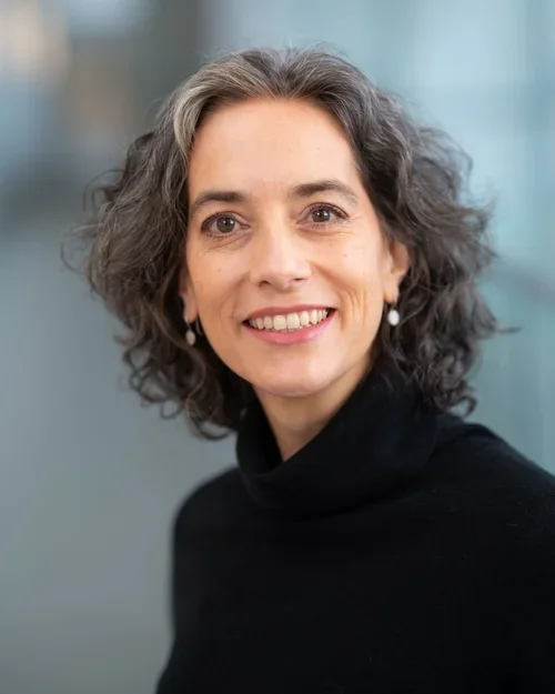 DR. SILKE APPEL-CRESSWELL, DIRECTOR