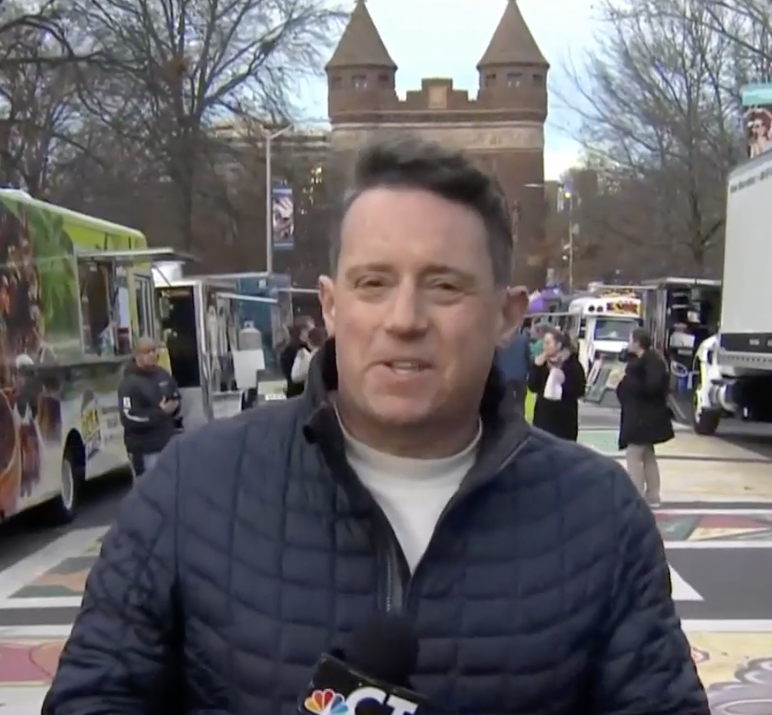 Thousands turn out for First Night Hartford 2025