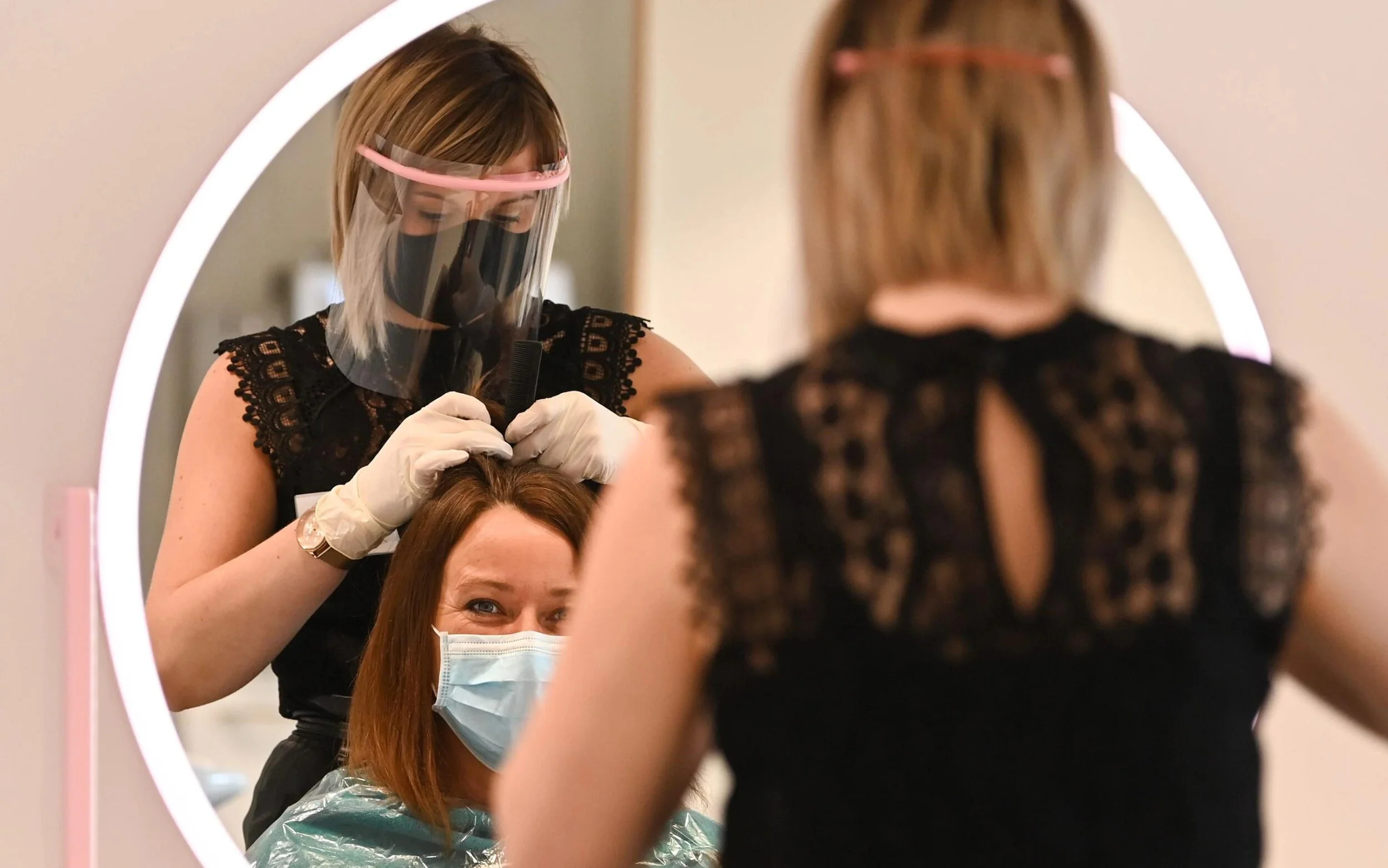 What Compulsory Face Masks in Shops Mean for Beauty Salons