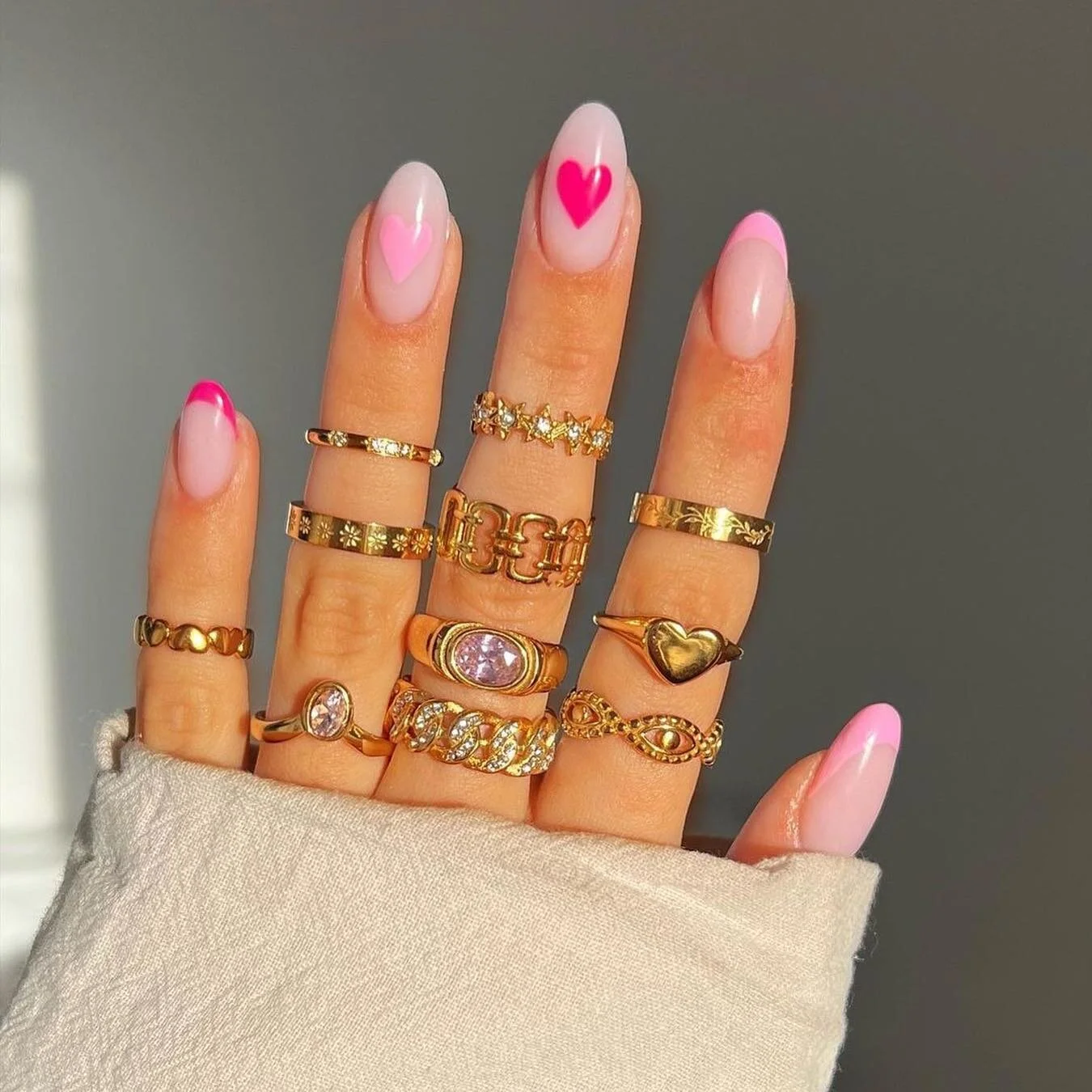 Roses are red, violets are blue, these Valentine&rsquo;s day nails are sweet and yours could be too 💅🏻 

Keep tagging us for a chance to be featured 

Tags 🏷️ 

#nails #nailsofinstagram #nailsnailsnails #nailsdesign #nailsart #nailsinspo #nailstag